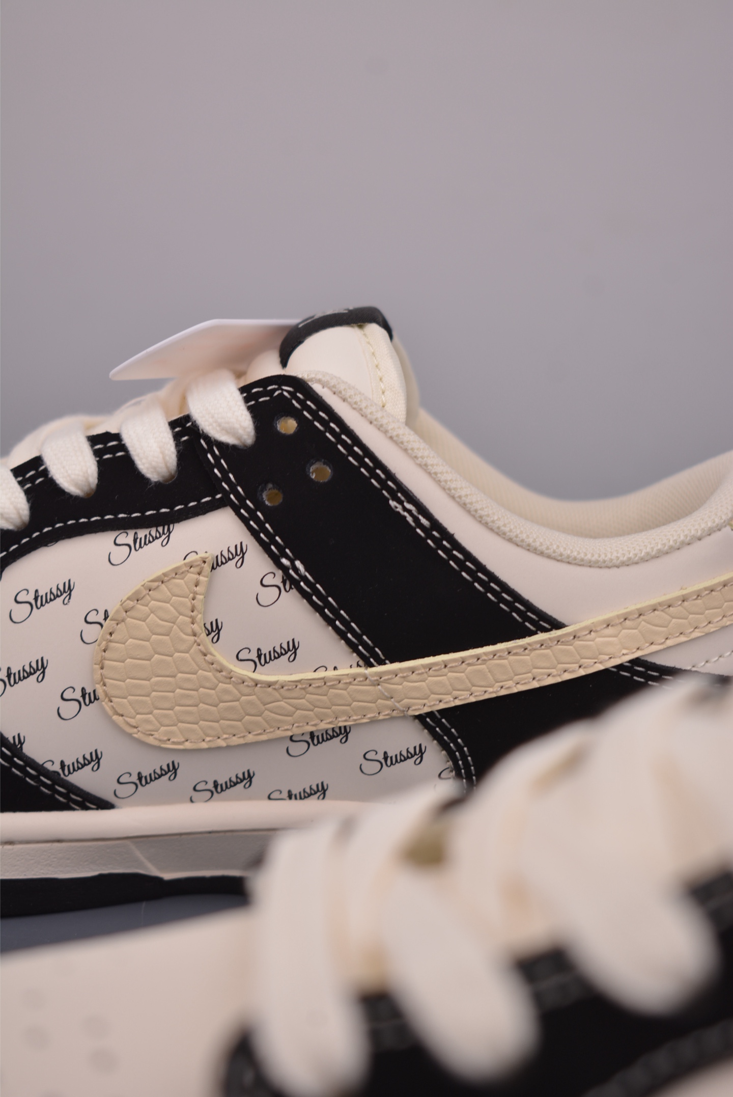 280 Nike SB Dunk Low 斯图西联名 XS6089-634