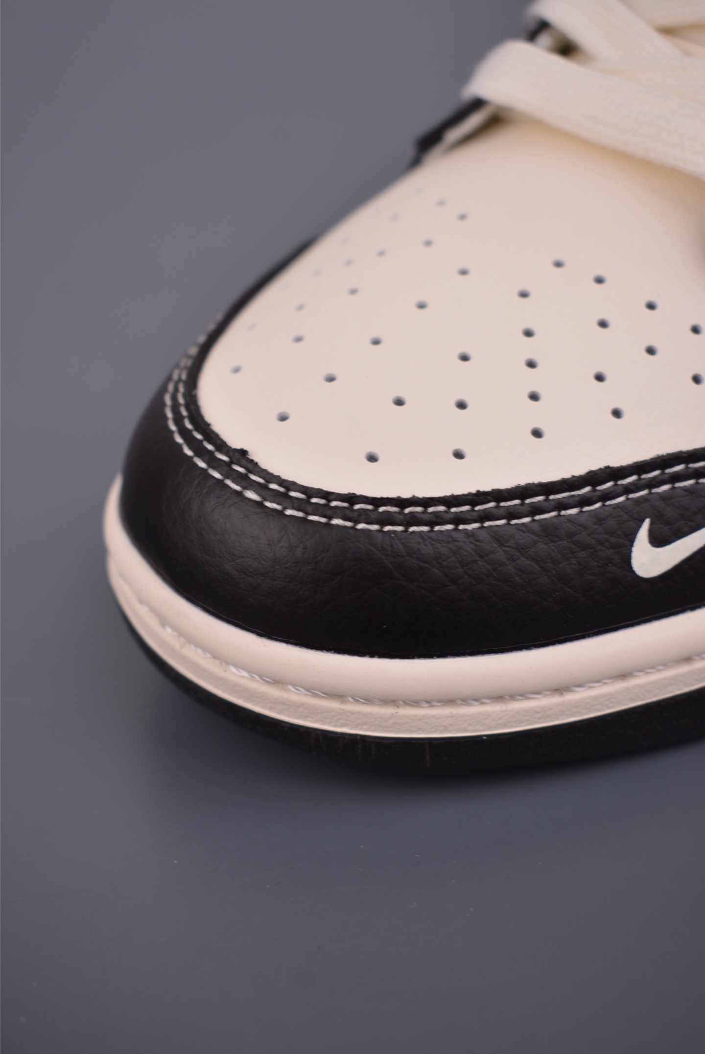 280 Nike SB Dunk Low LV联名 XD1588-236