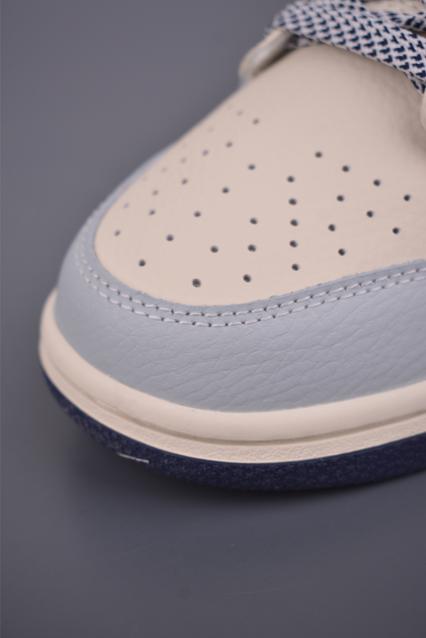 280 Nike SB Dunk Low LV联名 DN3168-001