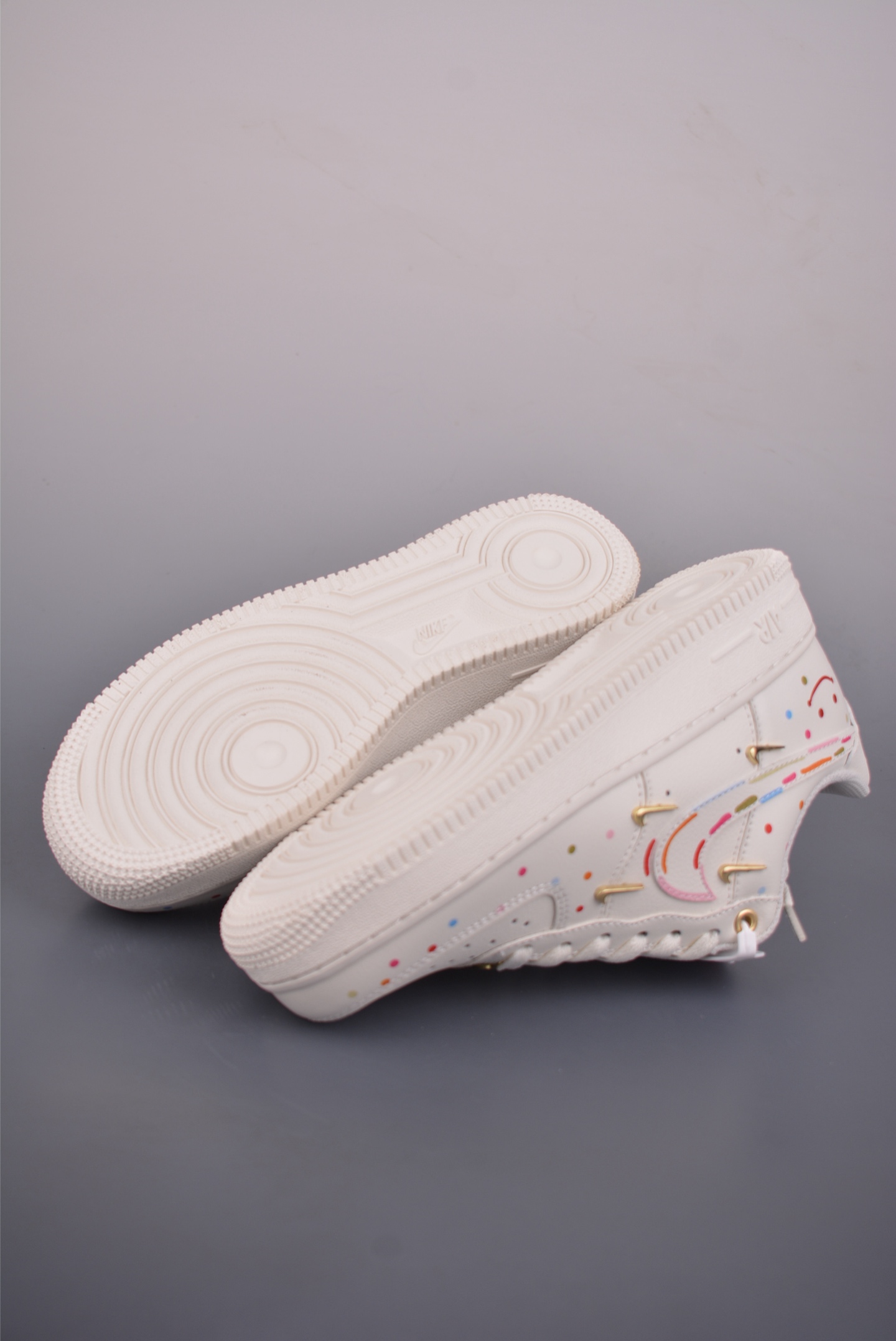 260 Nike Air Force 1 Low 四勾彩喷 ZH0316-151