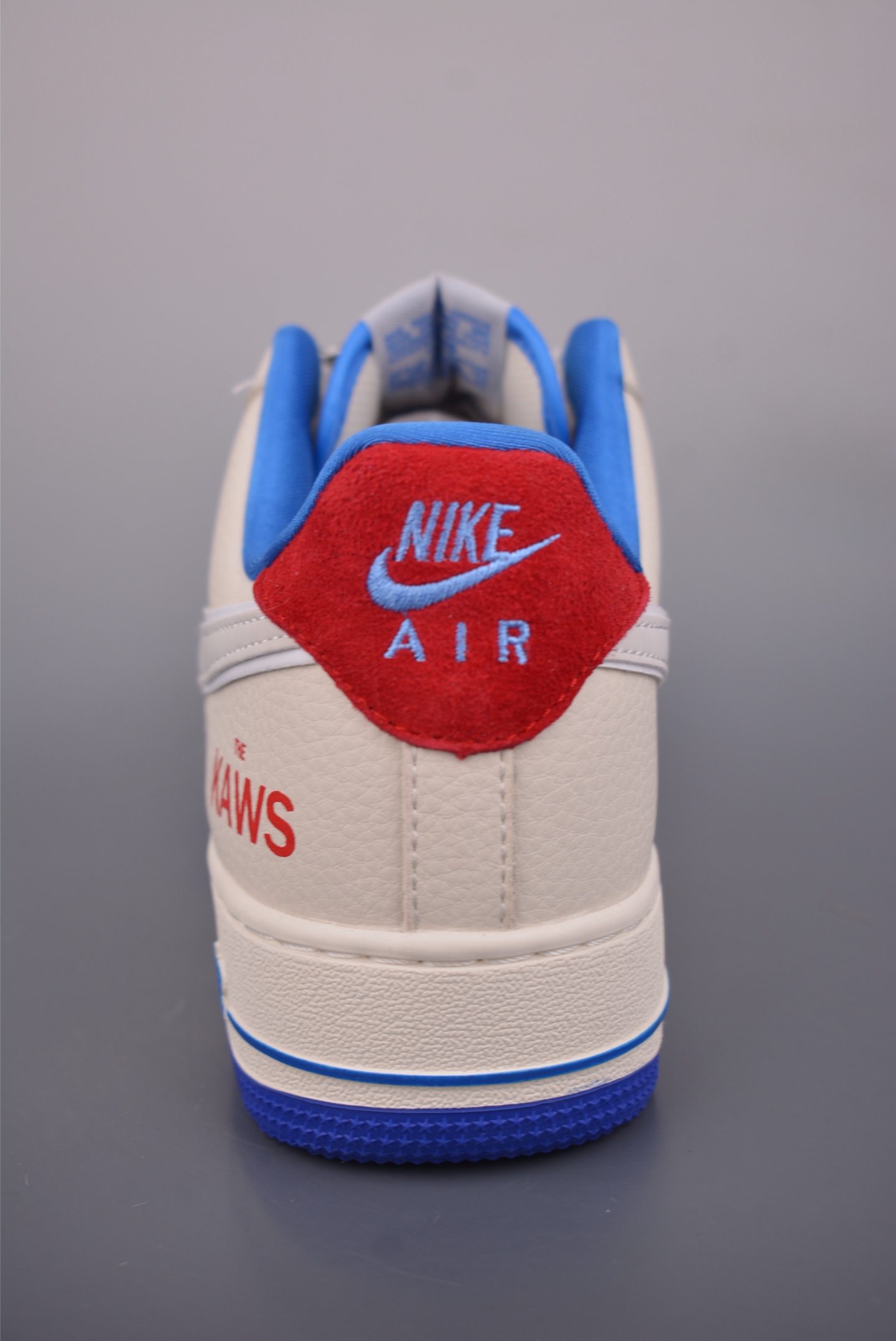 260 Nike Air Force 1 Low KAWS联名 SY1388-017