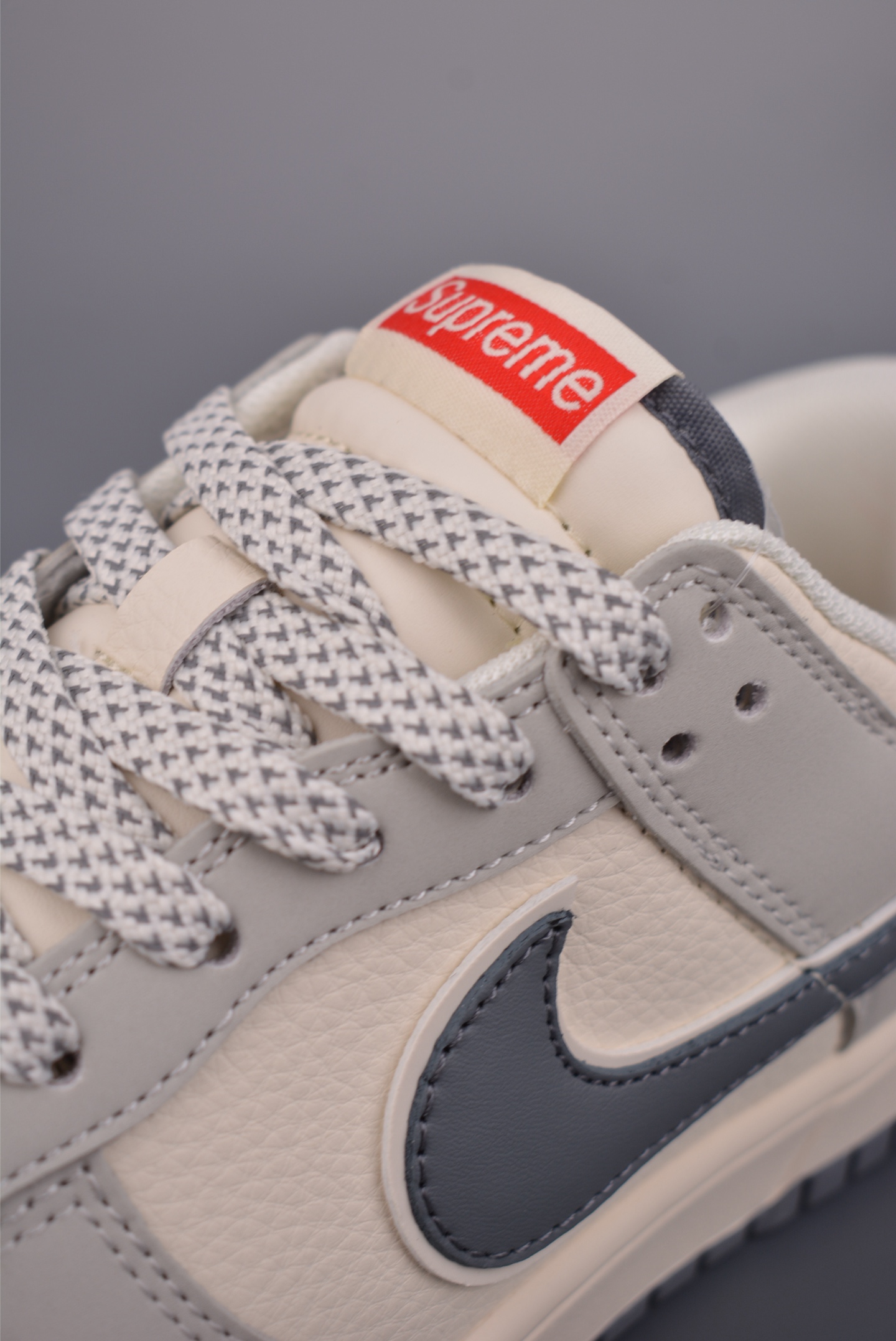 280 Nike SB Dunk Low Supreme联名 JP1628-029