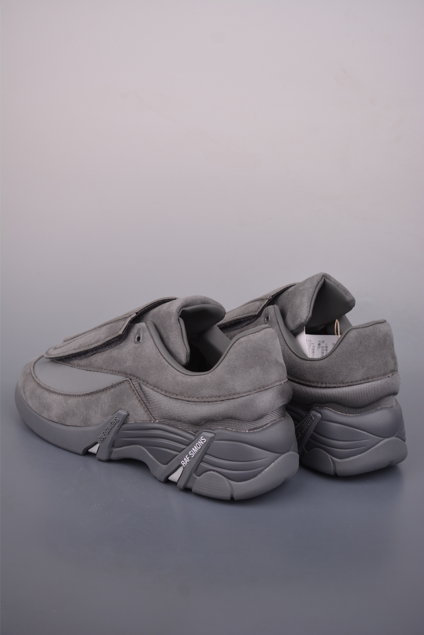 260 外贸爆款 RAF SIMONS Antei 先锋潮流 复古低帮休闲鞋 HR740001L