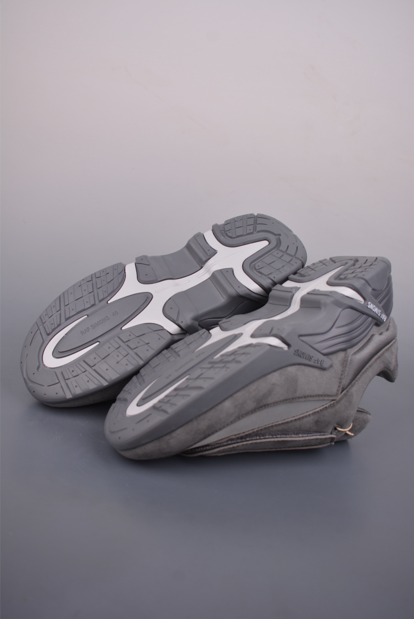 260 外贸爆款 RAF SIMONS Antei 先锋潮流 复古低帮休闲鞋 HR740001L