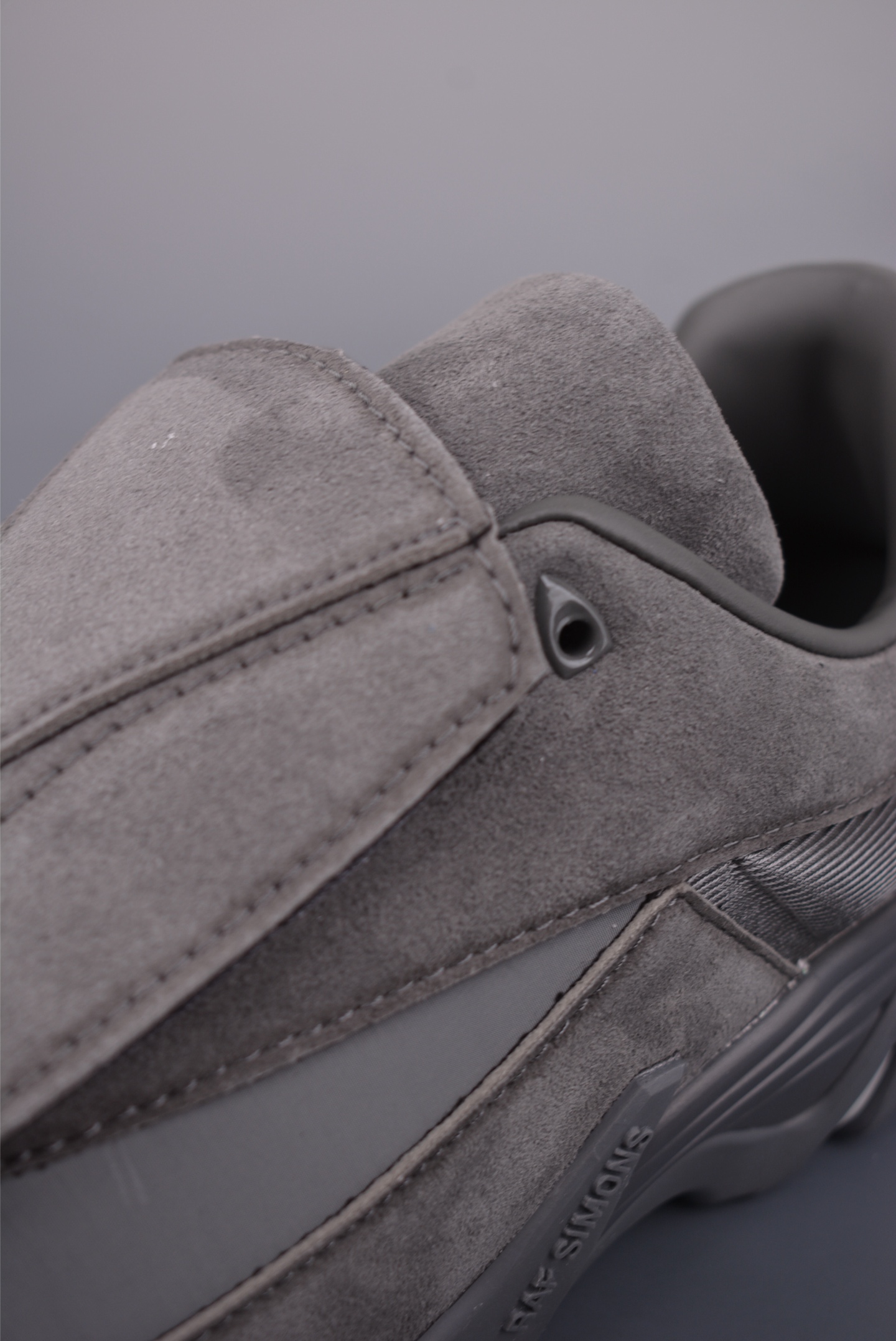 260 外贸爆款 RAF SIMONS Antei 先锋潮流 复古低帮休闲鞋 HR740001L