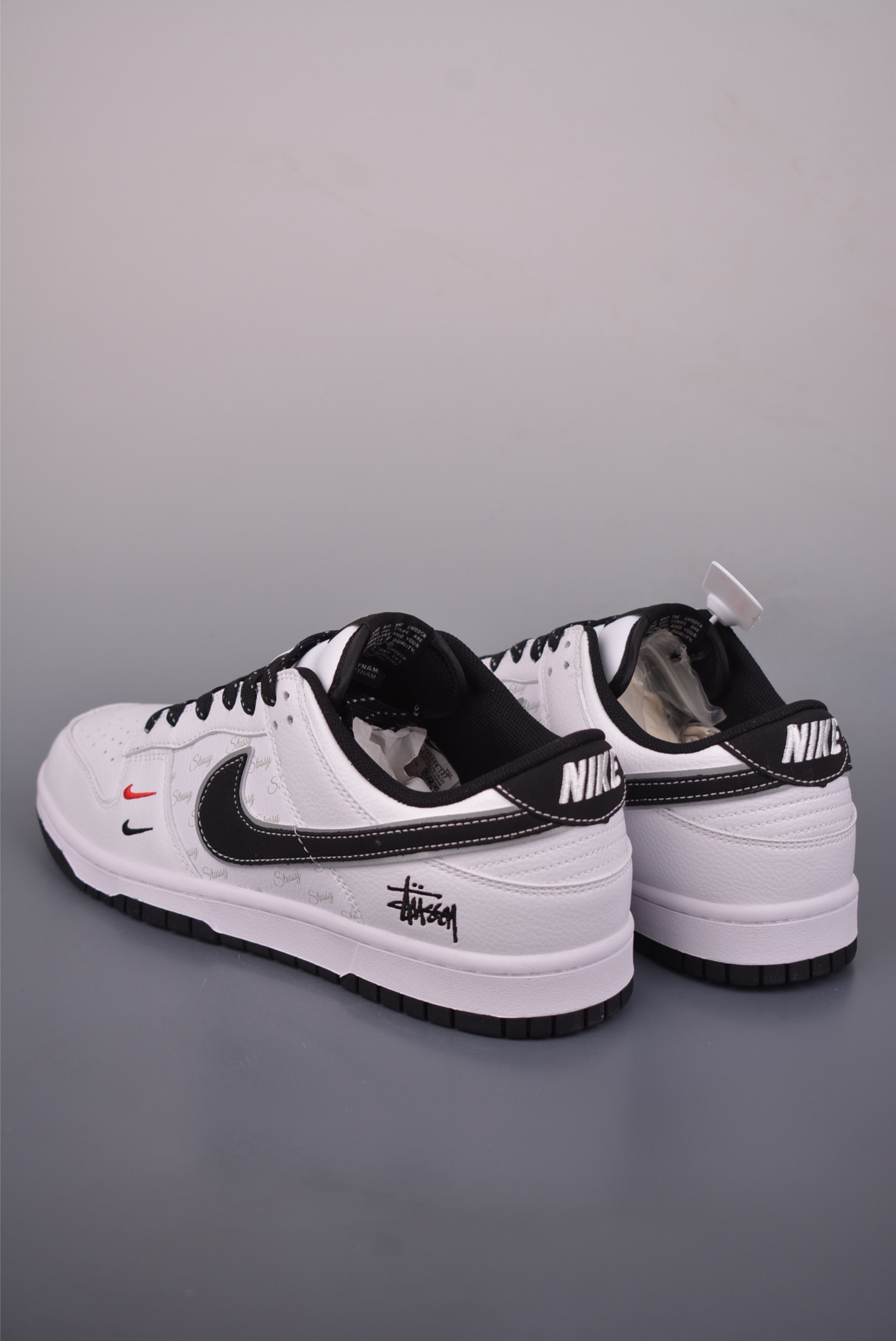 280 Nike SB Dunk Low 斯图西联名 CS1688-127