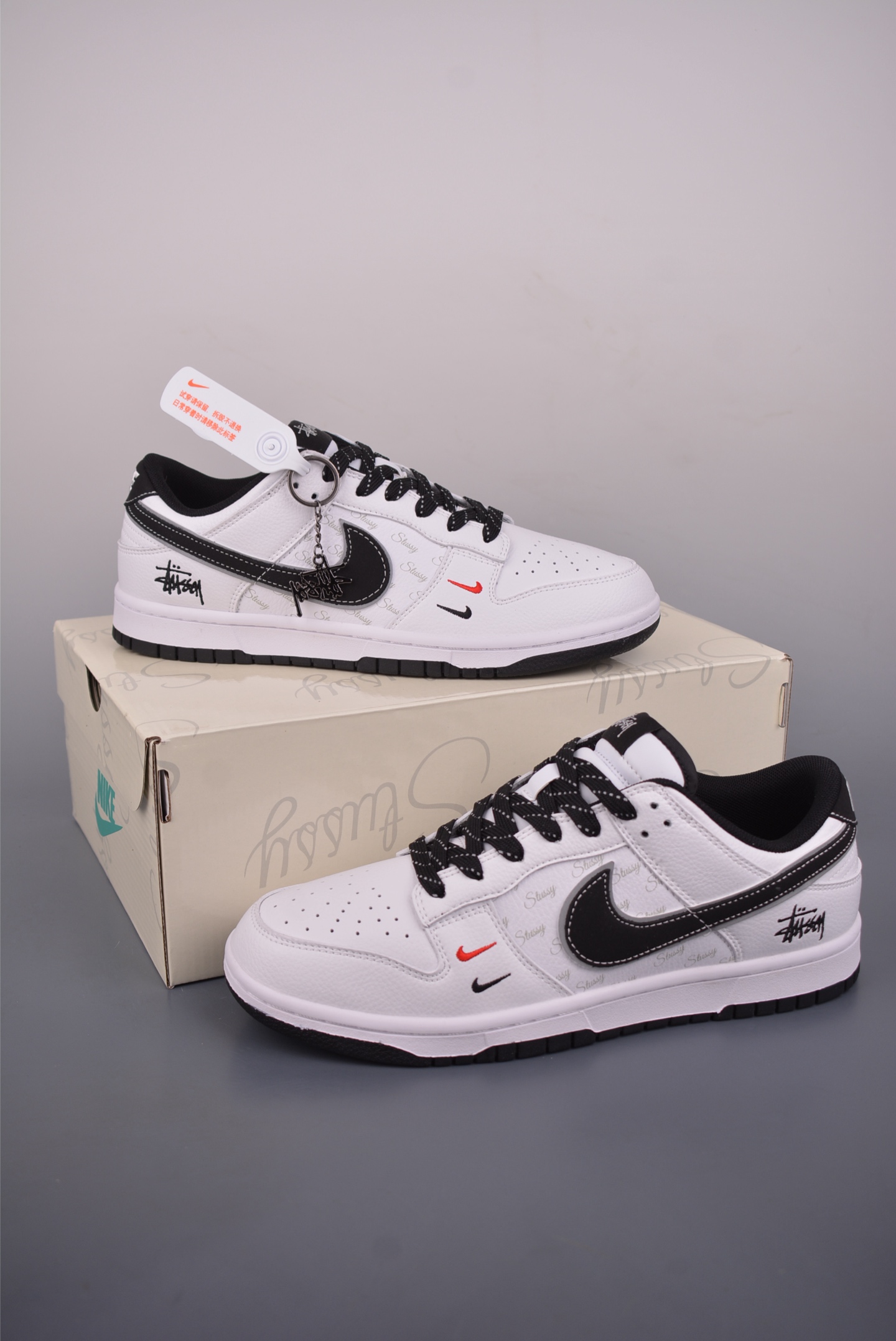 280 Nike SB Dunk Low 斯图西联名 CS1688-127