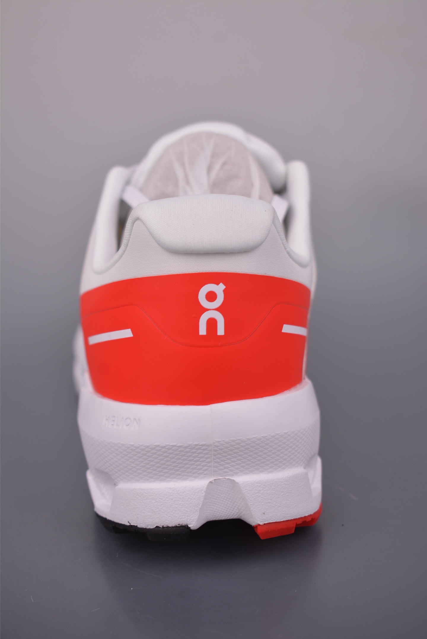 On昂跑 Cloudvista 2 Waterproof 户外街头机能风跑步鞋 3ME3013316815