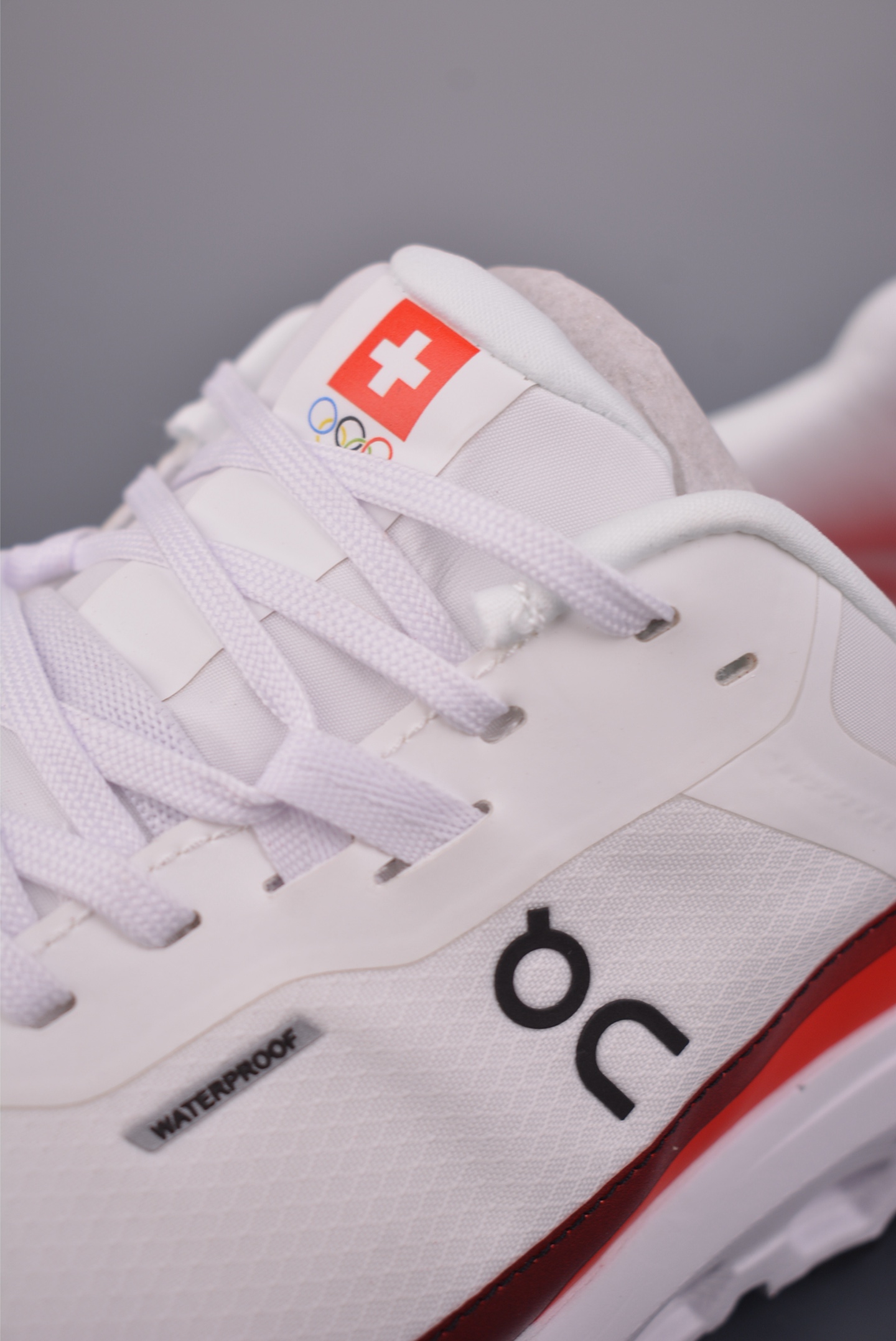 On昂跑 Cloudvista 2 Waterproof 户外街头机能风跑步鞋 3ME3013316815