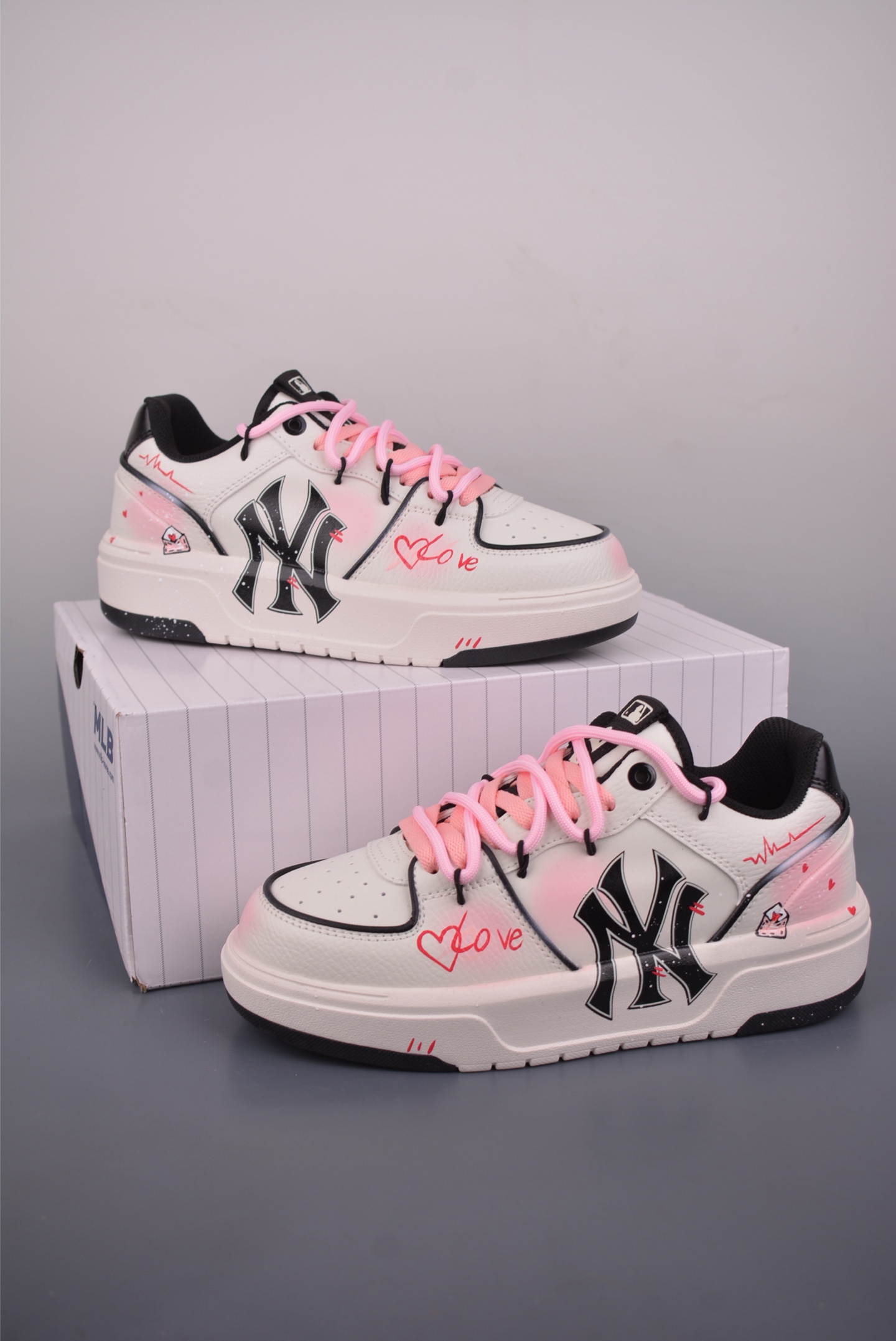 280 MLB NY 印花网红老爹鞋 涂鸦恶作剧 3ASXCA12N