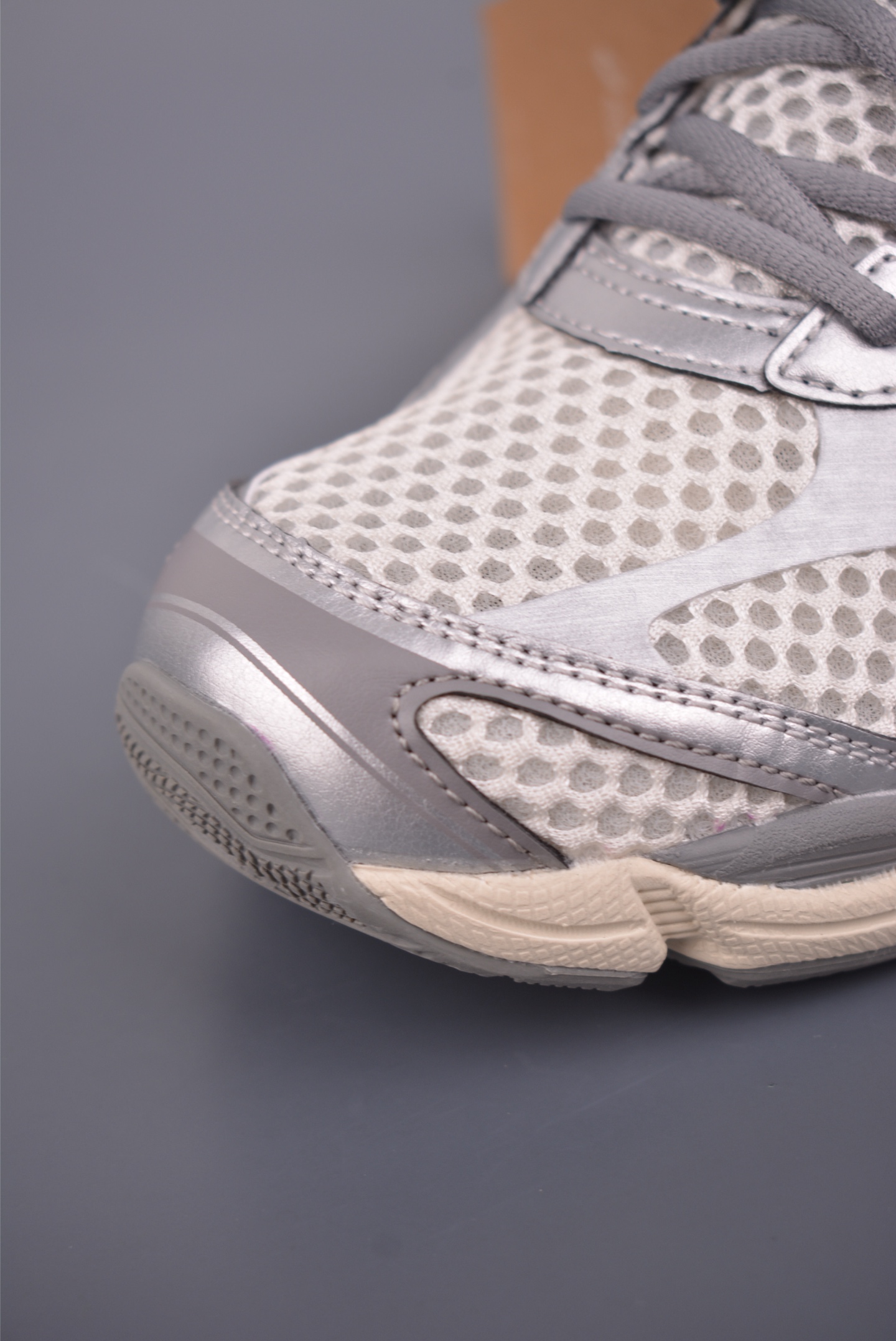 200 Asics Gel-CUMULUS 16 亚瑟士运动休闲透气专业跑鞋 1203A733-101