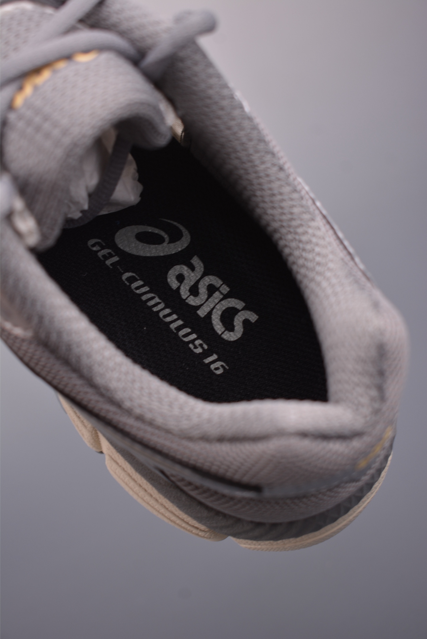 200 Asics Gel-CUMULUS 16 亚瑟士运动休闲透气专业跑鞋 1203A733-101