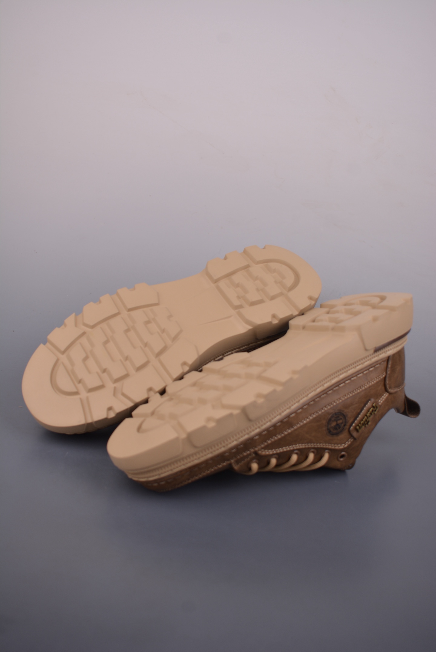 Timberland添柏岚/天伯伦 经典款 25ss新款中帮 TB023066