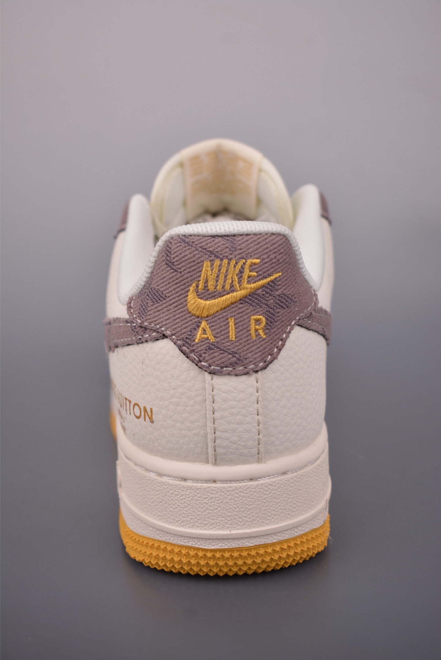 260 Nike Air Force 1 Low LV联名 QW5606-262