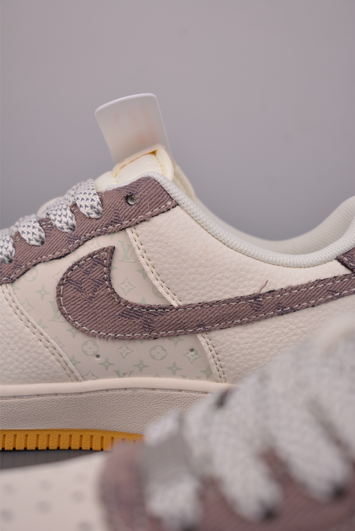 260 Nike Air Force 1 Low LV联名 QW5606-262
