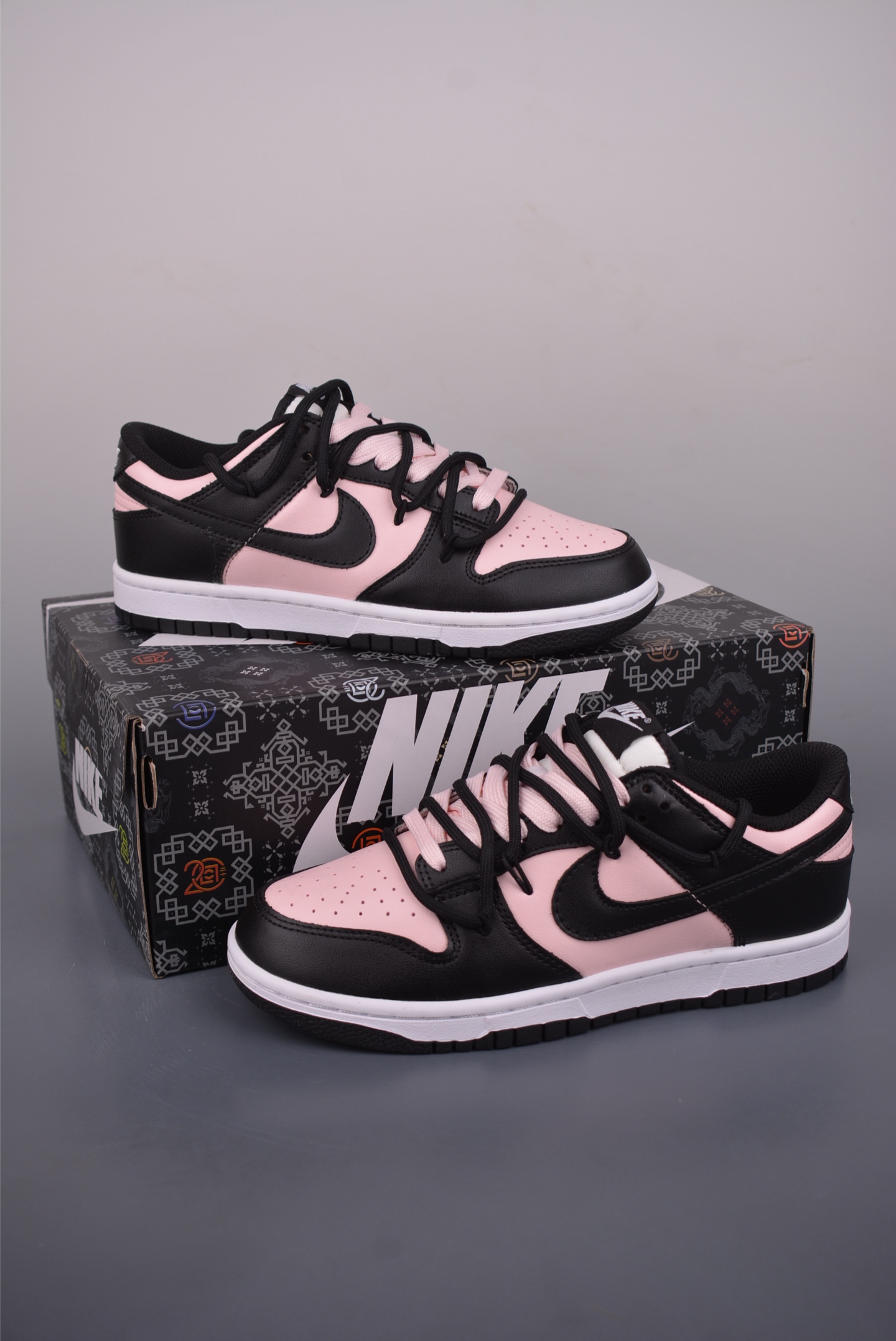 260 Nike Air Force 1 Low 黑粉解构绑带 CW1590-100