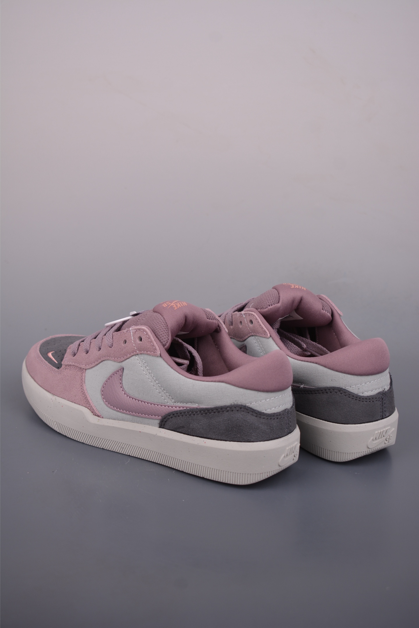 160 耐克Nike SB Force 58 硫化杯底 传统篮球风格 DV5477-010