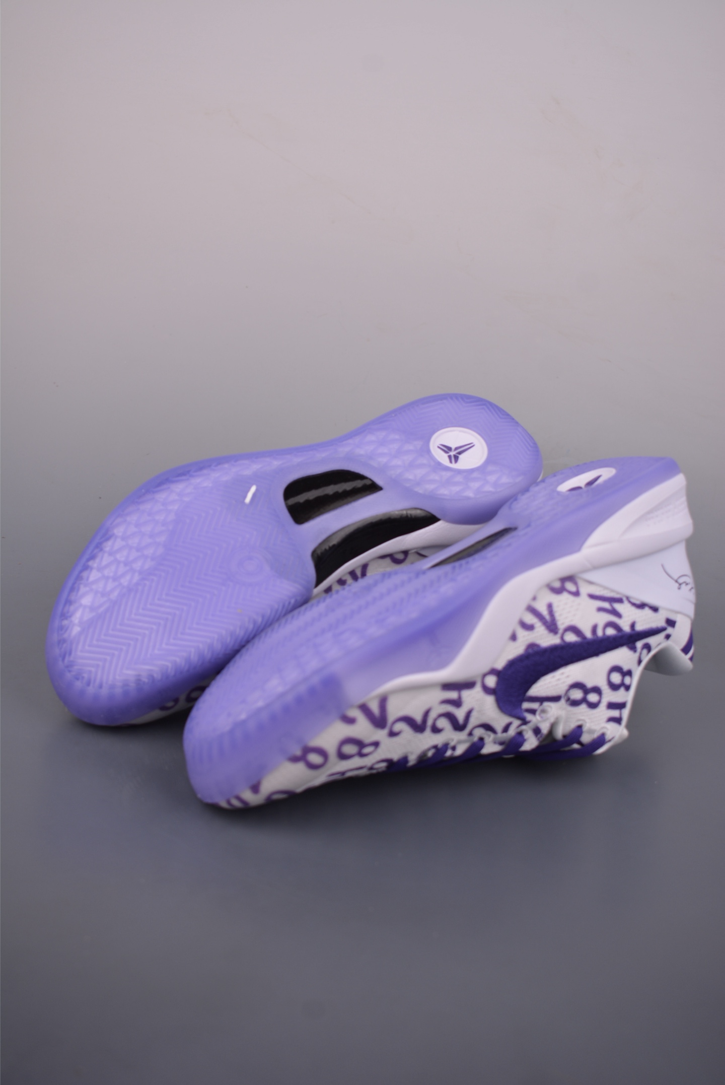 260 致敬Kobi 情怀满满 BOSS版本 NIKE KOBE 8 SYSTEM 科比八代 内置元年缓震气垫 FQ3549-100