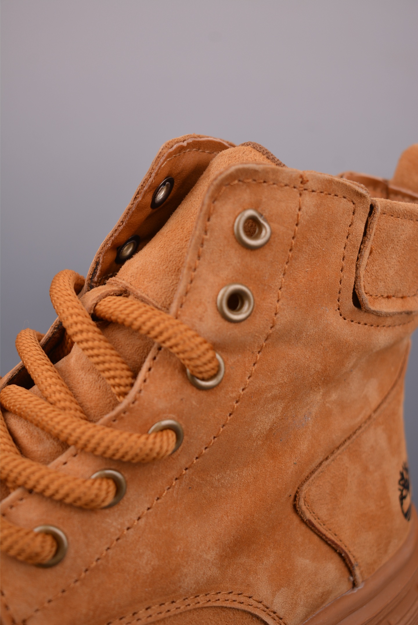 220 Timberland添柏岚/天伯伦 经典款 25ss新款中帮 TB99879