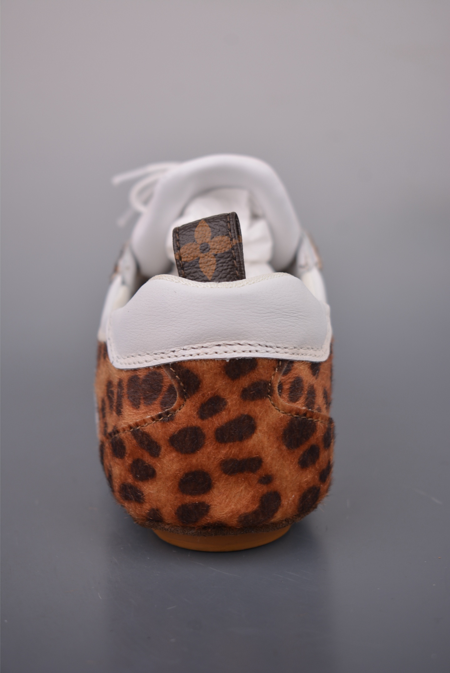 200 LOUIS VUITTSneaKerina 德训鞋 芭蕾舞鞋