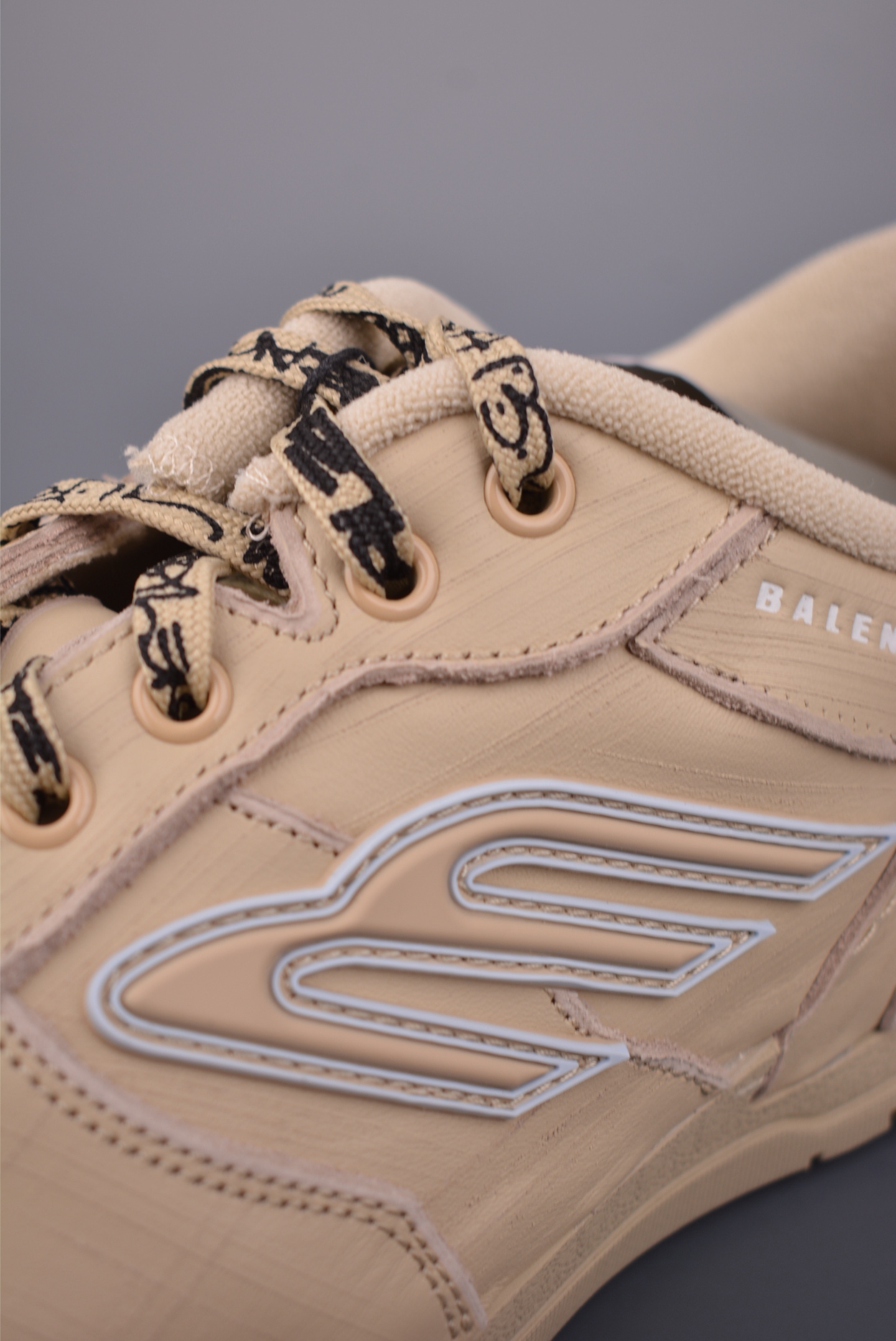 380 Balenciaga巴黎世家16代 841763