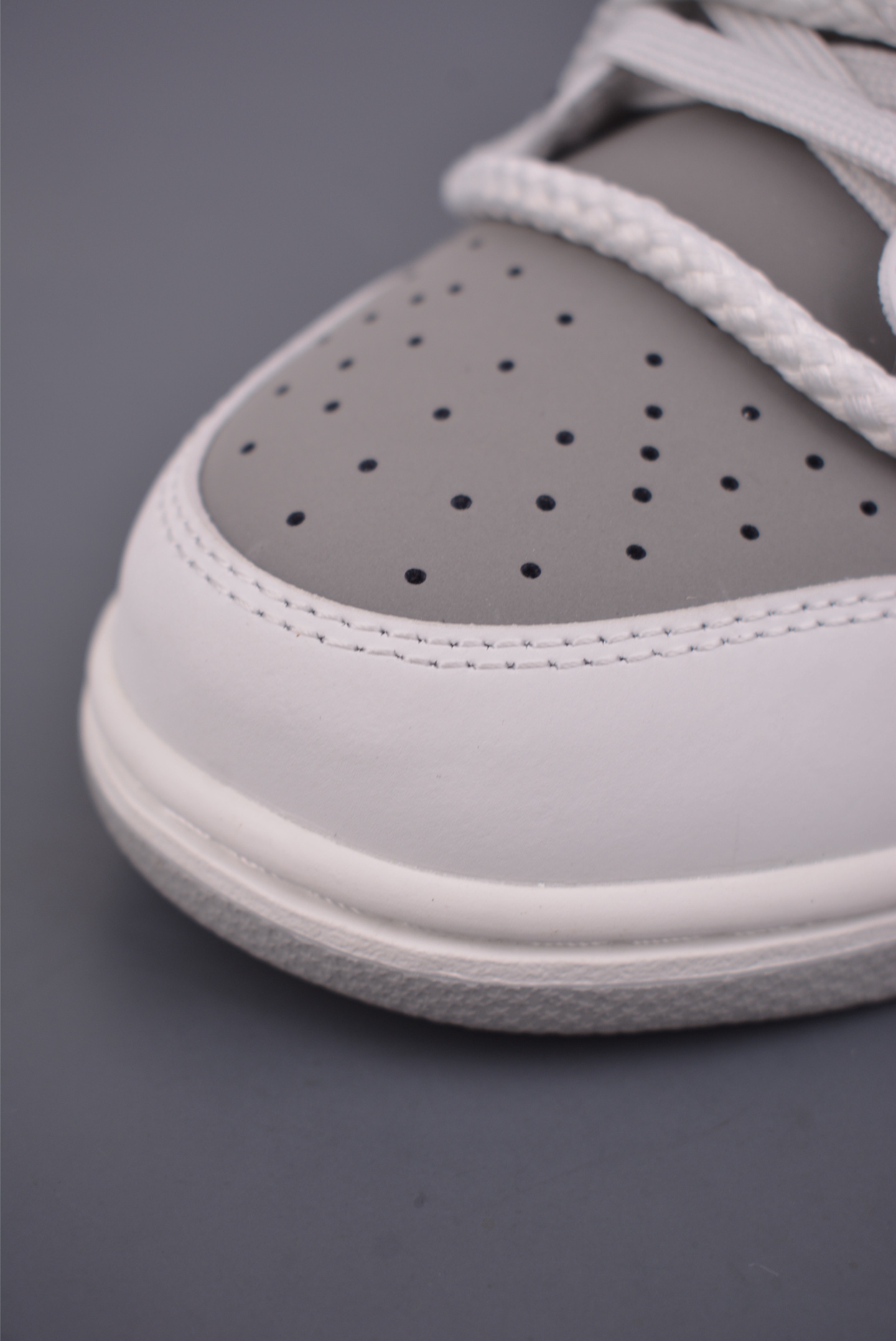 280 Nike SB Dunk Low 灰白解构绑带联名 WG0510-061