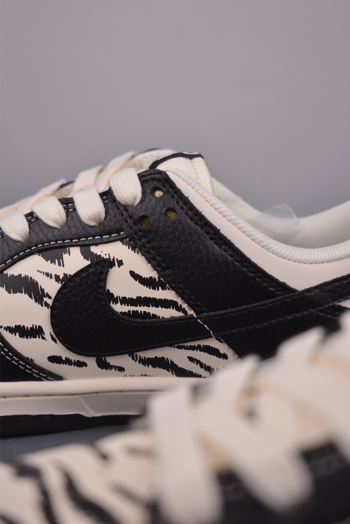 280 Nike SB Dunk Low 北面联名 QW5836-028