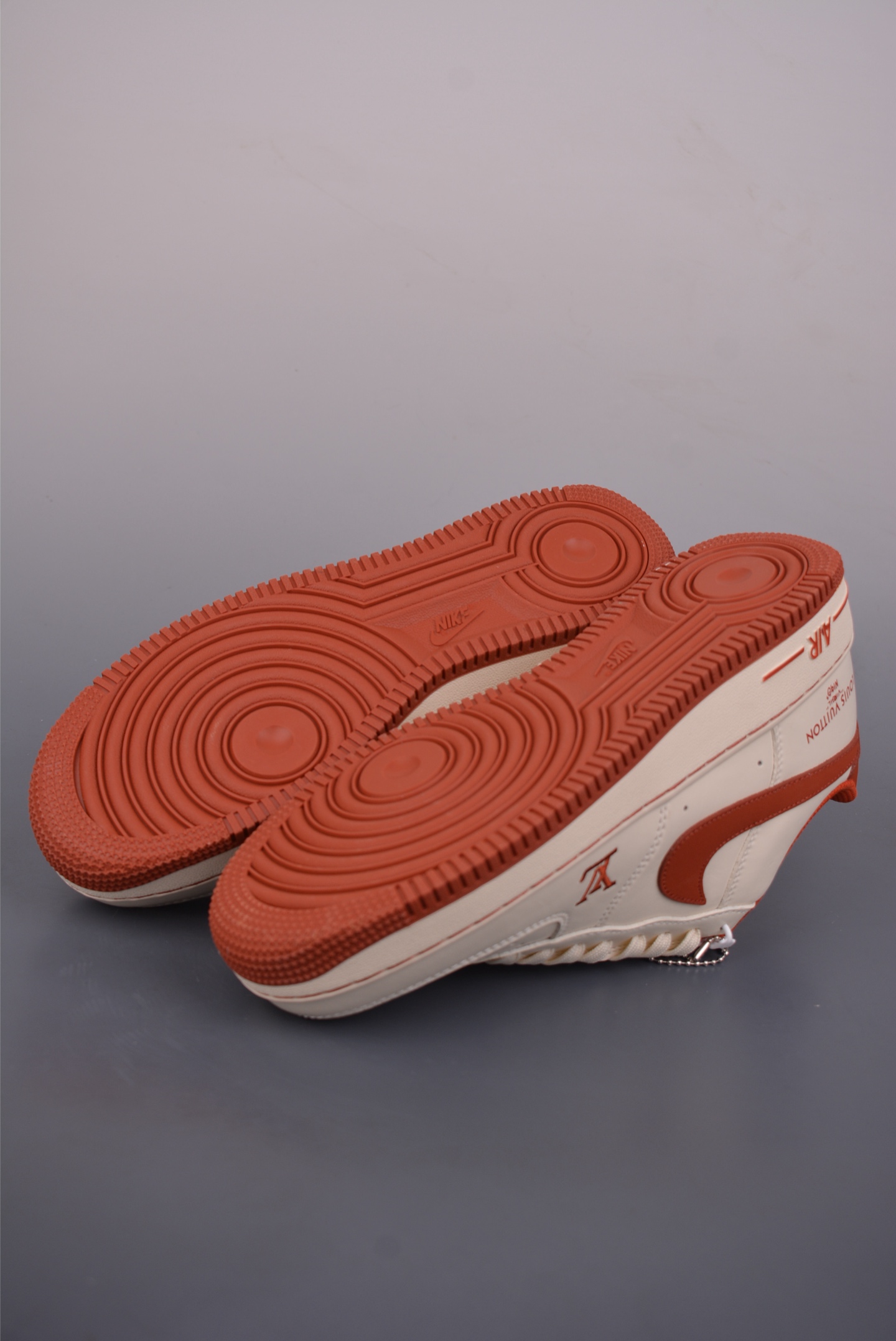 260 Nike Air Force 1 Low LV联名 NH0601-588