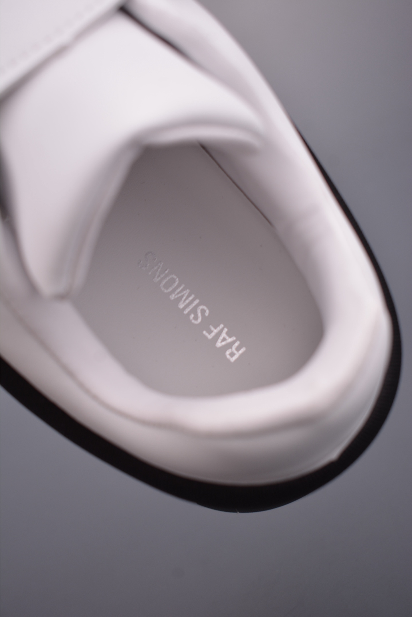 260 外贸爆款 RAF SIMONS Antei 先锋潮流 复古低帮休闲鞋 HR740001L