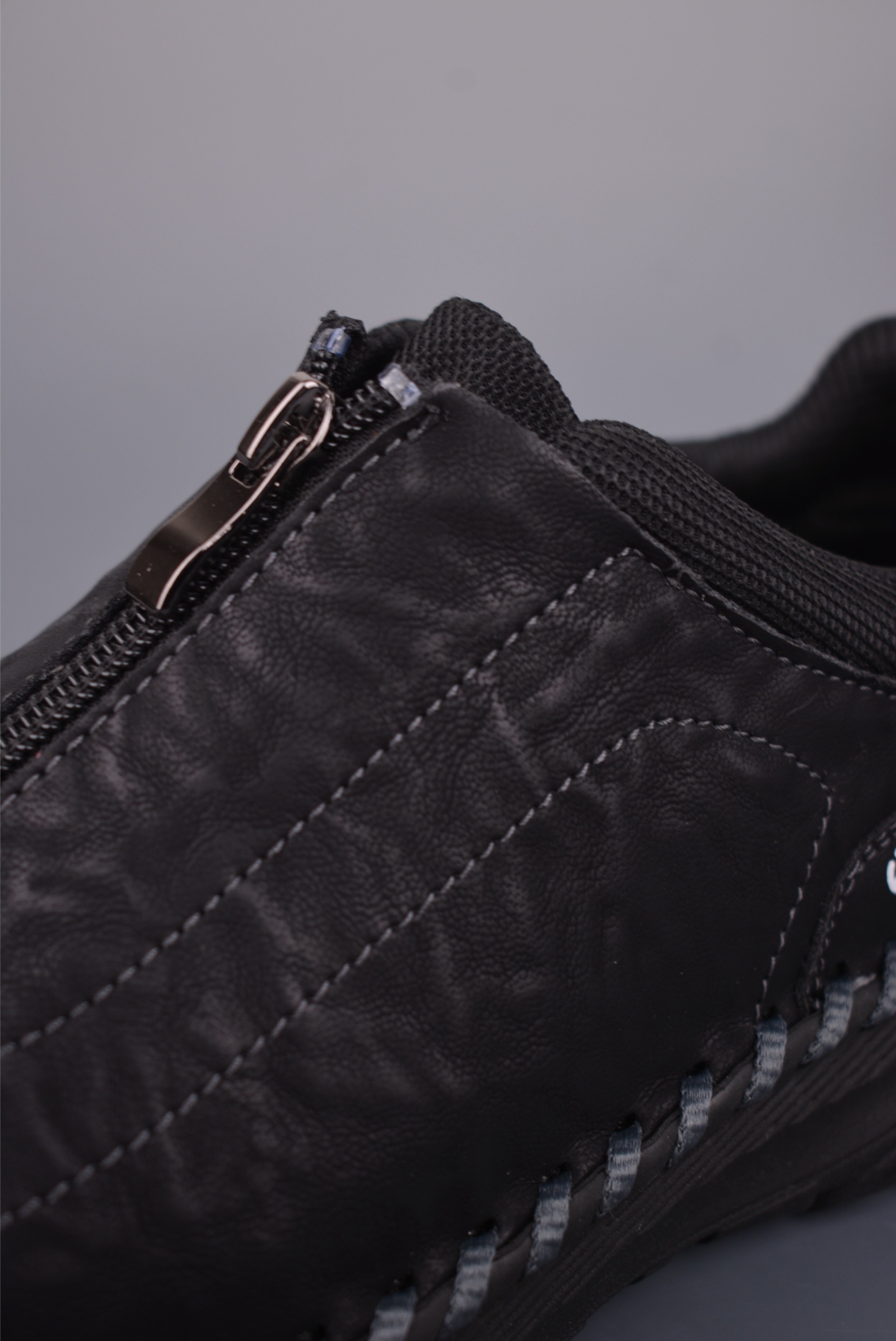 220 ECCO爱步跑步鞋百搭舒适 秋冬新款厚底休闲运动鞋男鞋 889988