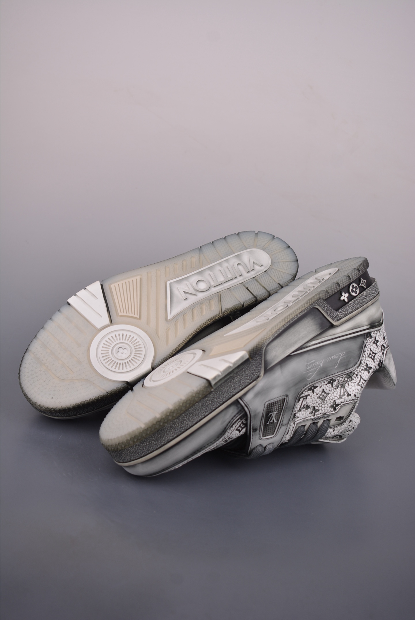 Tyler x Louis Vuitt水洗板鞋系列 路易威登 LV Trainer 联名款 低帮休闲板鞋