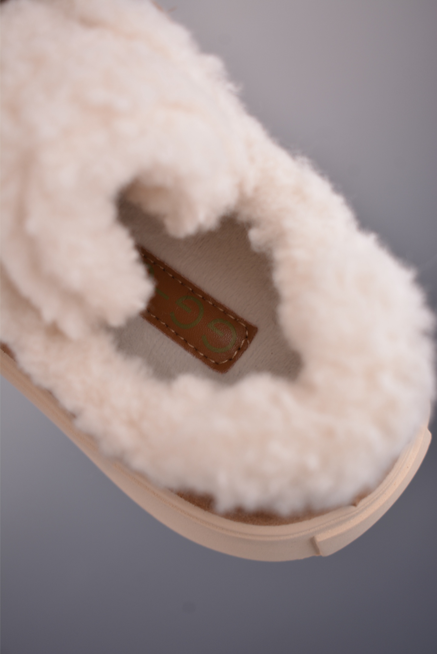 220 GG-CC GG-CC Chunky Low 厚底增高运动老爹鞋 G23Y6905