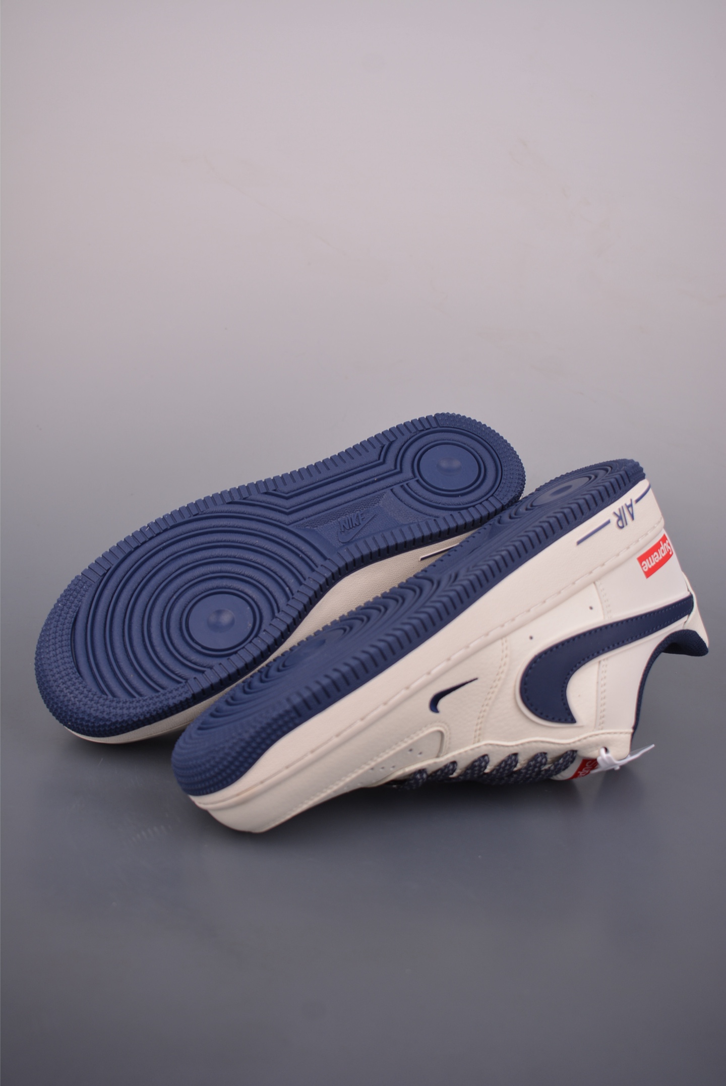 Nike Air Force 1 Low Supreme联名 JP8028-061