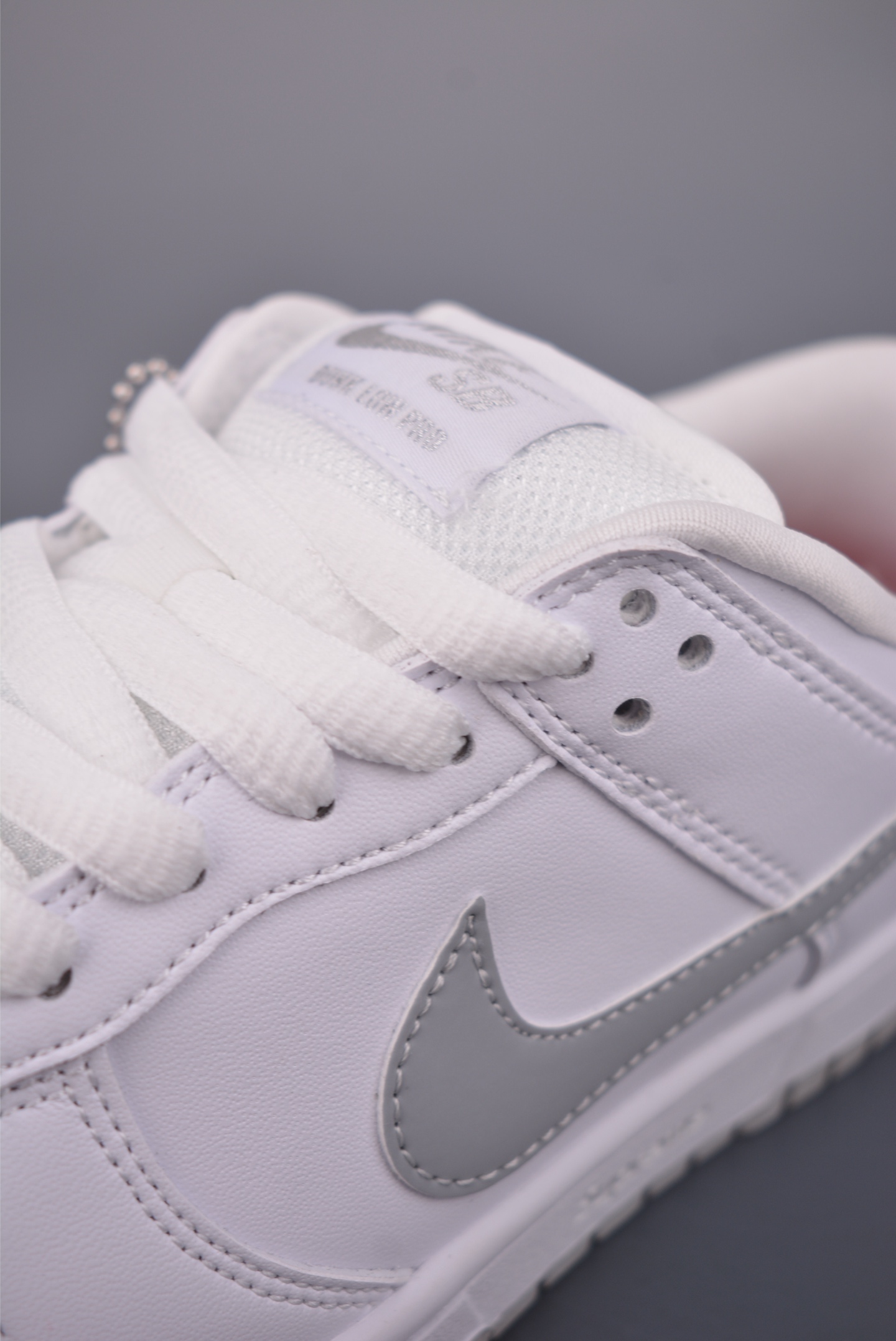 200 Nike SB Dunk Low 纯原大厂出品 HQ8487-100