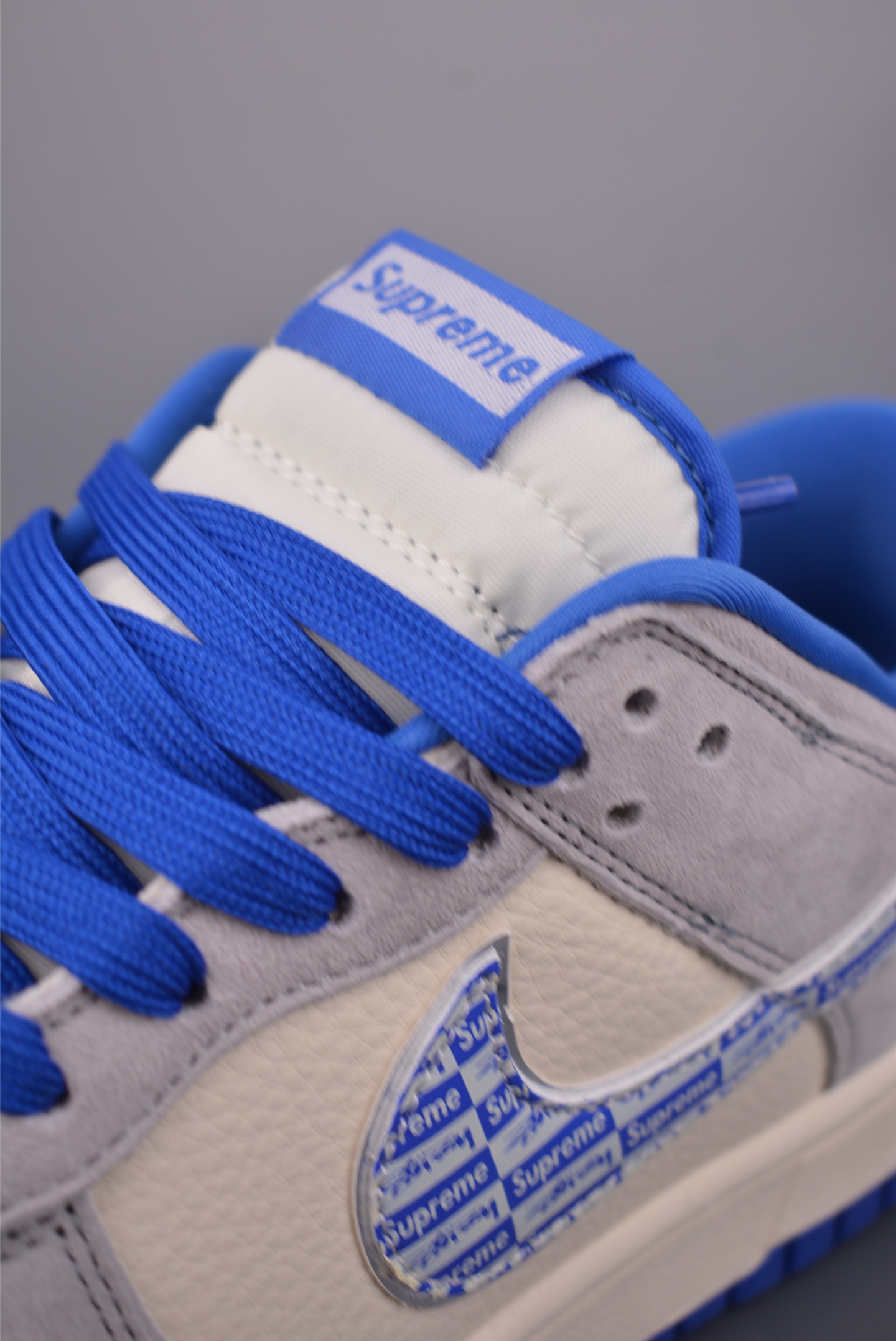 280 Nike SB Dunk Low Supreme联名 DD1988-009