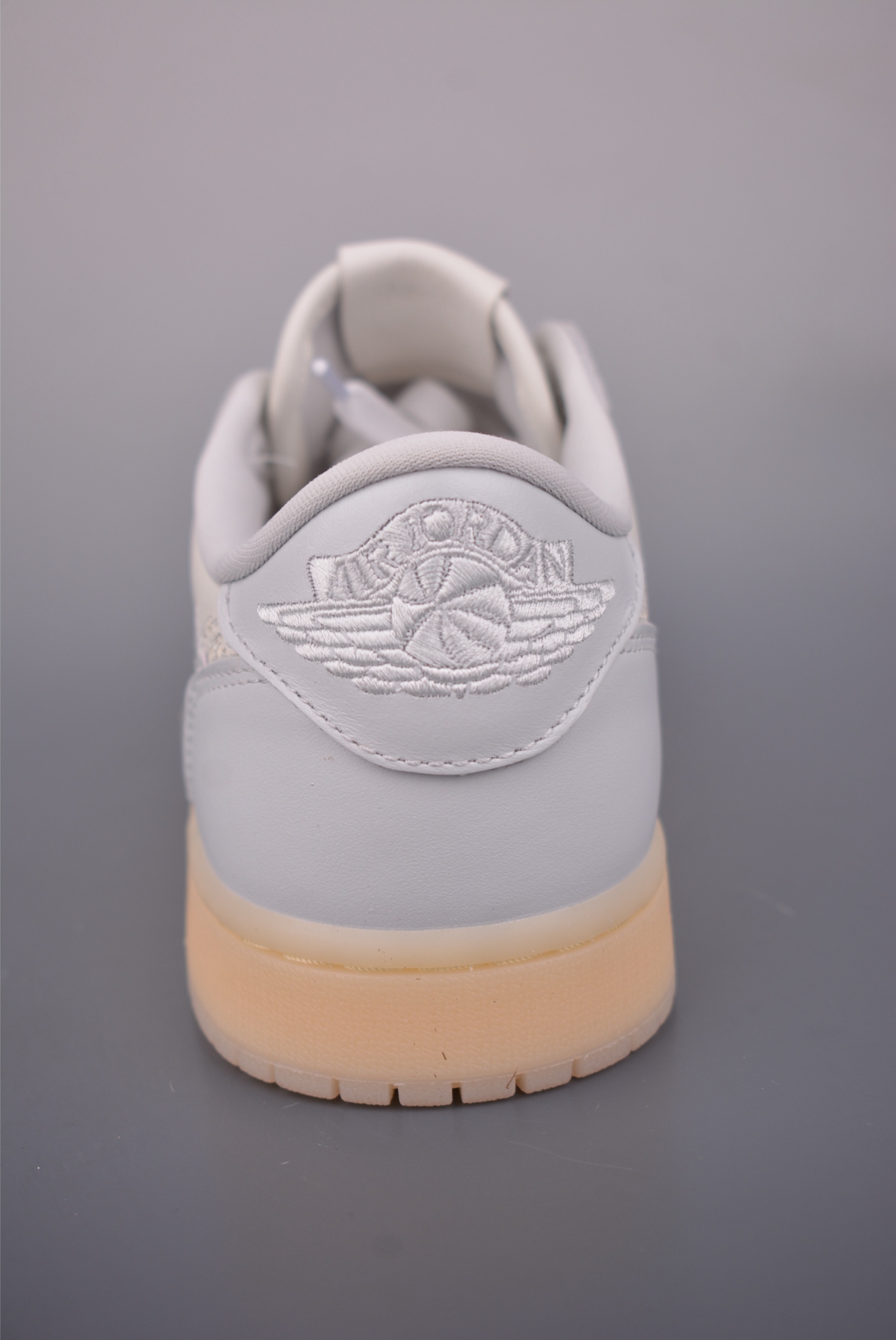 280 原装裸鞋级 市面最高工艺产物 Air Jordan 1 Low花卉刺绣 IF4391-100