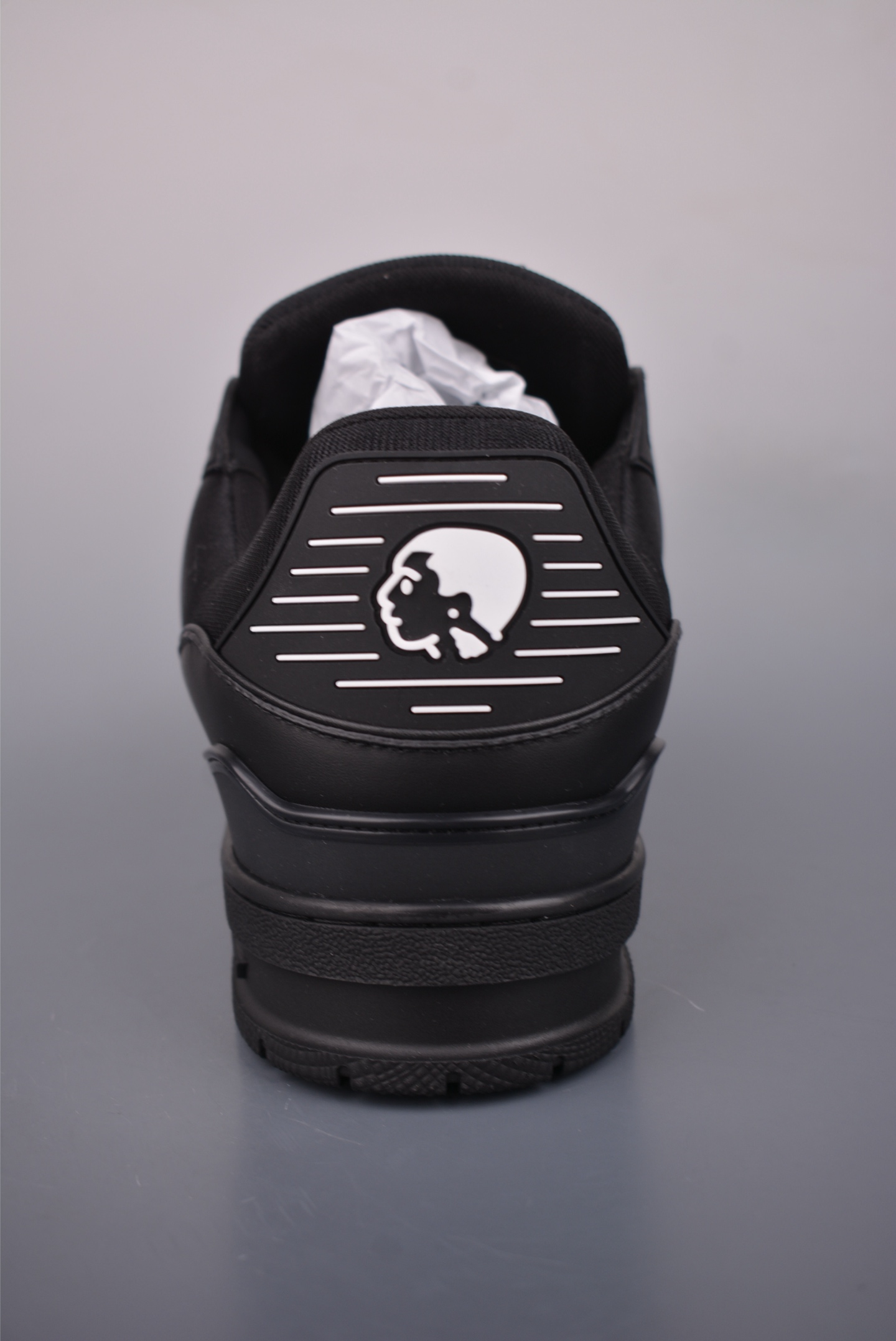 450 LOUIS VUITT路易威登 LV Trainer Nigo联名 FW25 牛皮革 1AJ128