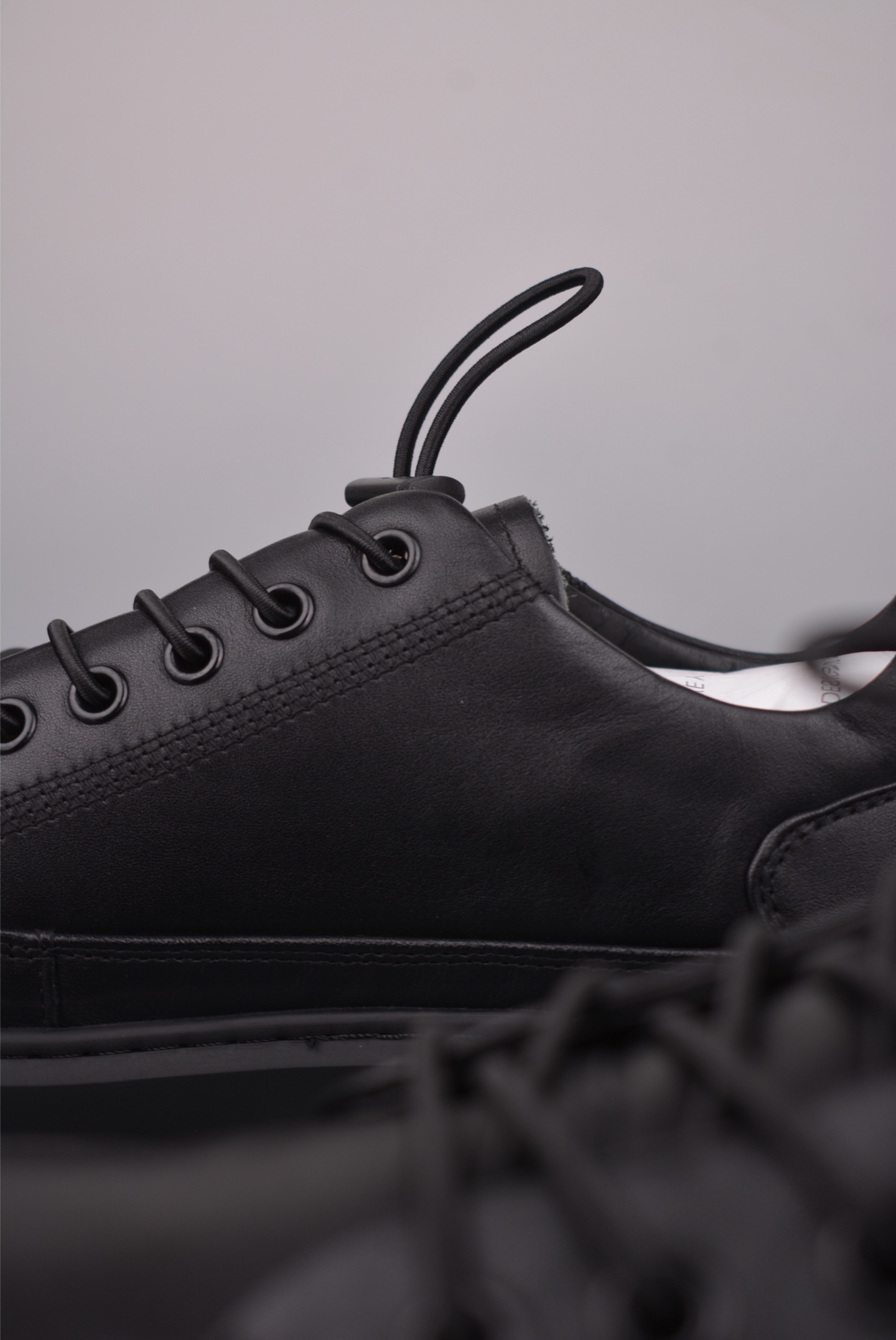 300 ECCO爱步经典秋冬商务正装休闲鞋 男士简约套脚舒适鞋 雅仕系列皮鞋 细腻深邃甄选粒纹皮革 天然纹理