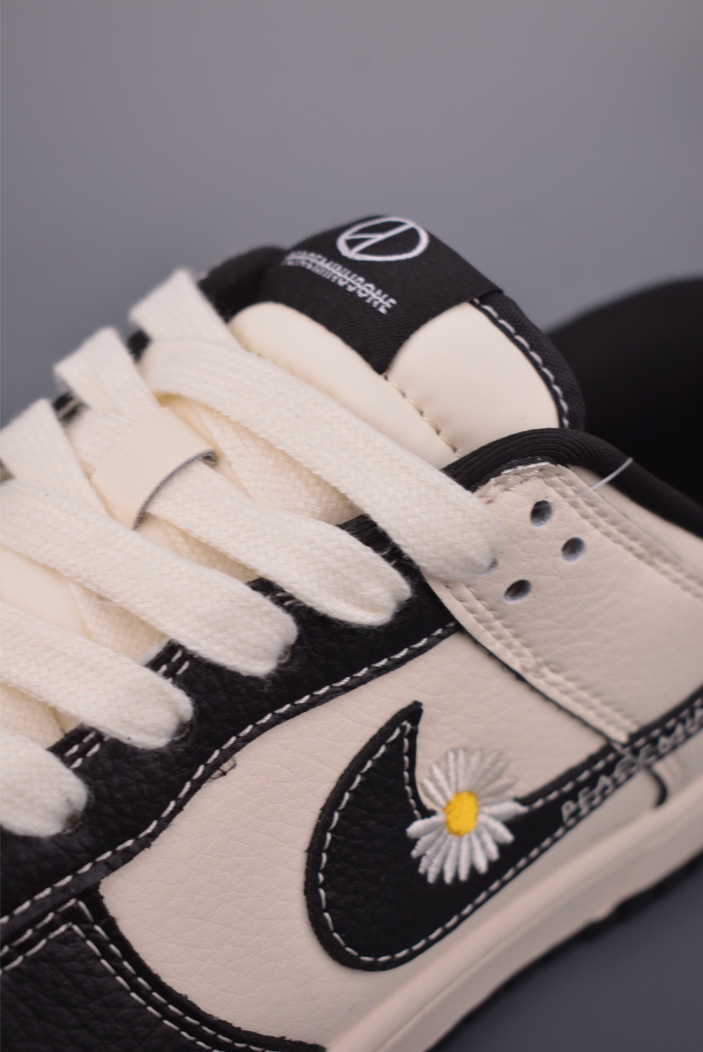 280 Nike SB Dunk Low 小雏菊联名 XD1588-245