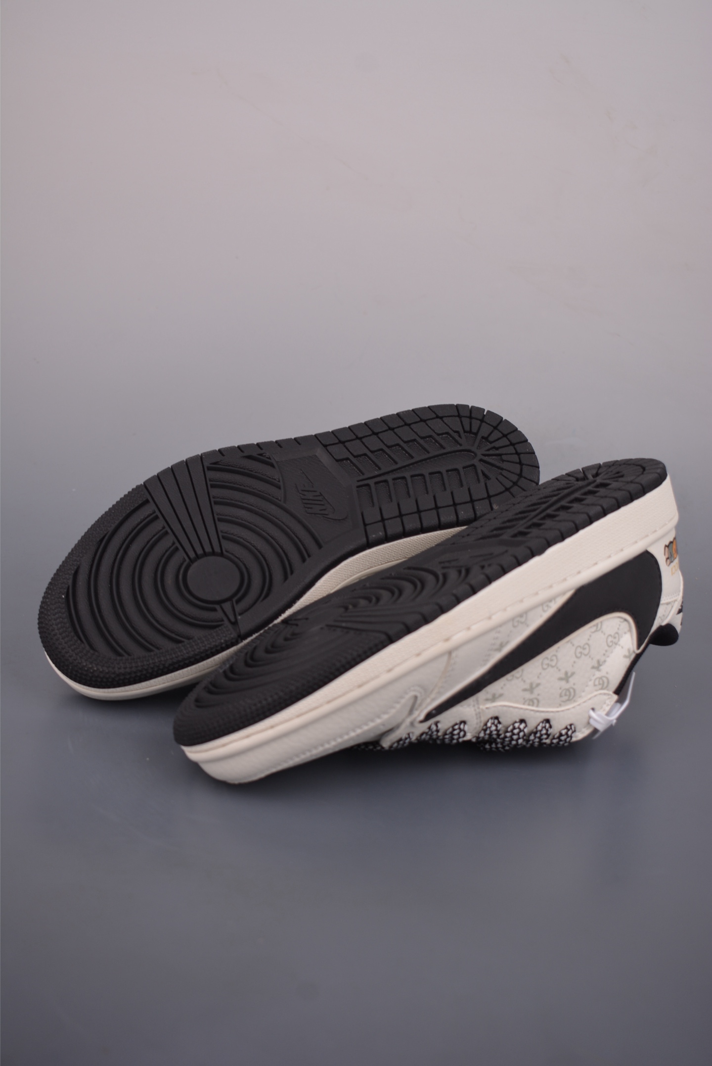 280 Fragment x Travis Scott x Gucci Air Jordan 1 Low 三方联名倒钩 CS5288-504