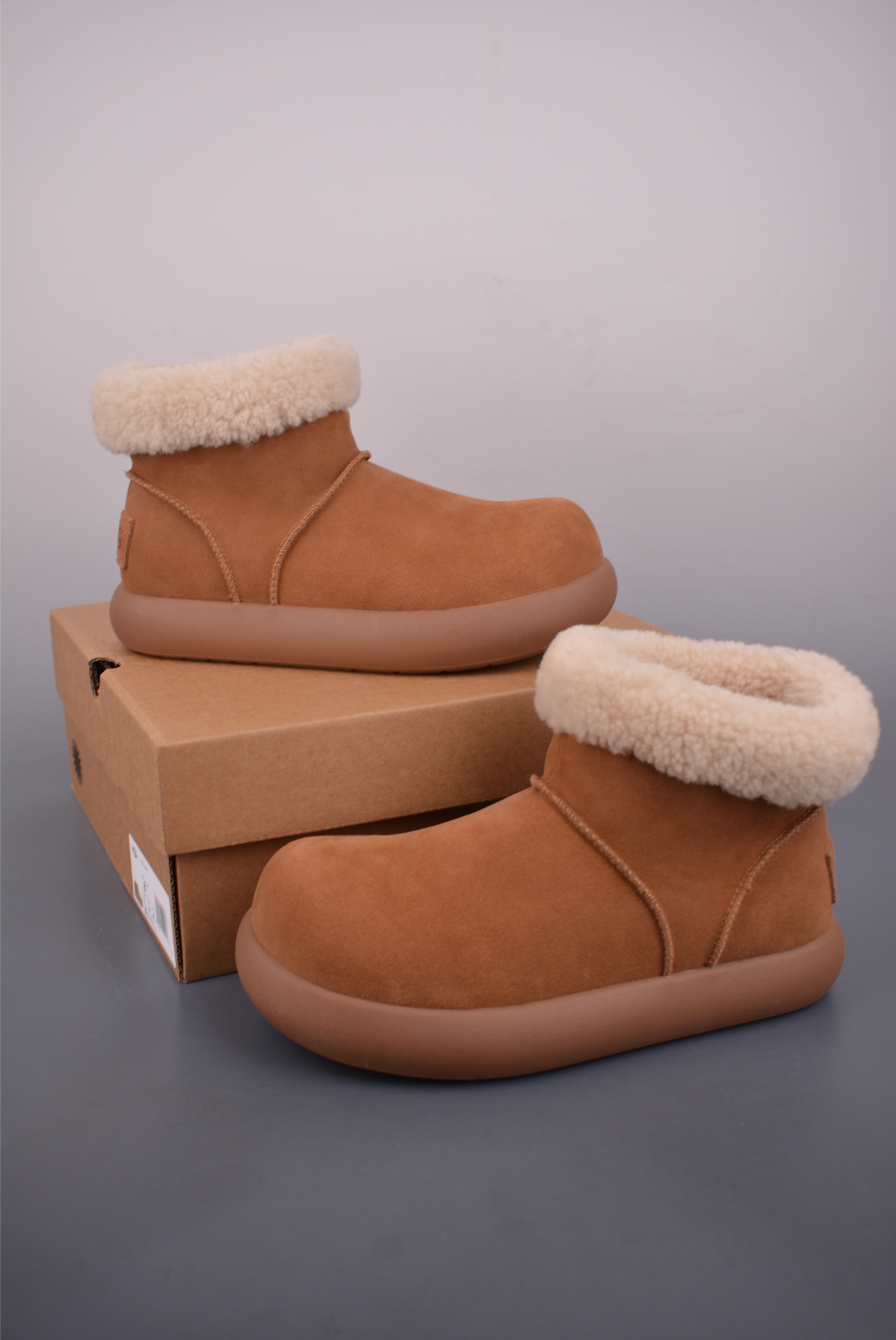 260 UGG 小土豆女神款秋冬羊皮毛一体雪地靴 W/1011665