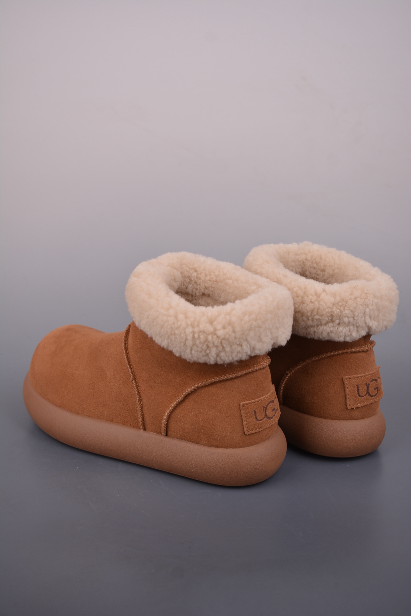 260 UGG 小土豆女神款秋冬羊皮毛一体雪地靴 W/1011665