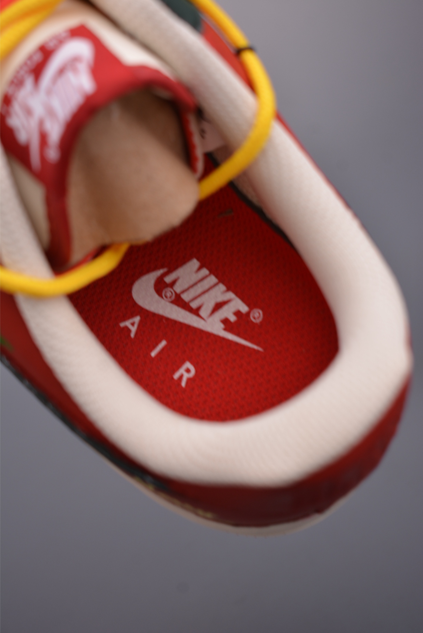 260 Nike Air Force 1 Low 圣诞糖霜 解构绑带 SD1990-101