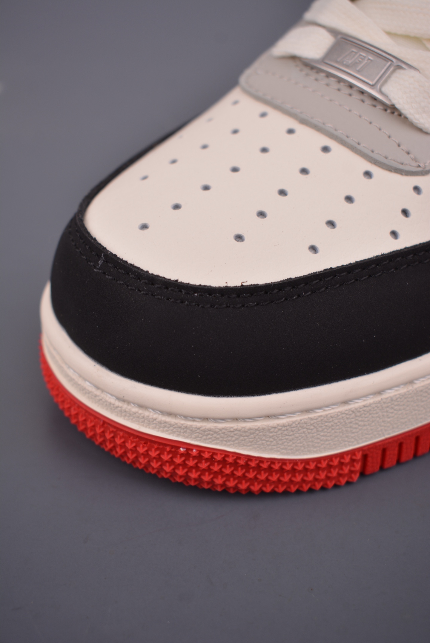 260 Nike Air Force 1 Low Supreme联名 XS1958-629