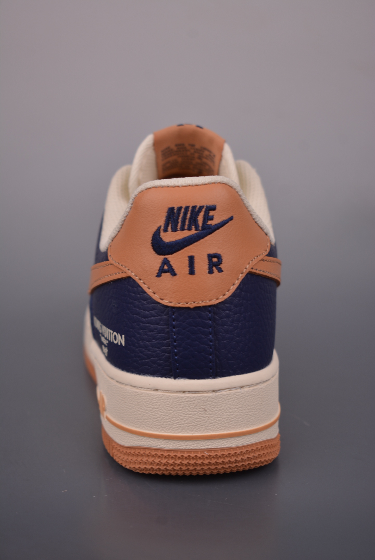 Nike Air Force 1 Low LV联名 NH0601-585-High Quatity Cheap Brand wholesale wholesaler seller Clothes Bags handbags Sneakers Top Fashion Clothing Shoes from China Factory Chinese suppliers best Quality Beautiful Price Nike Air Force 1 Low LV联名 NH0601-585