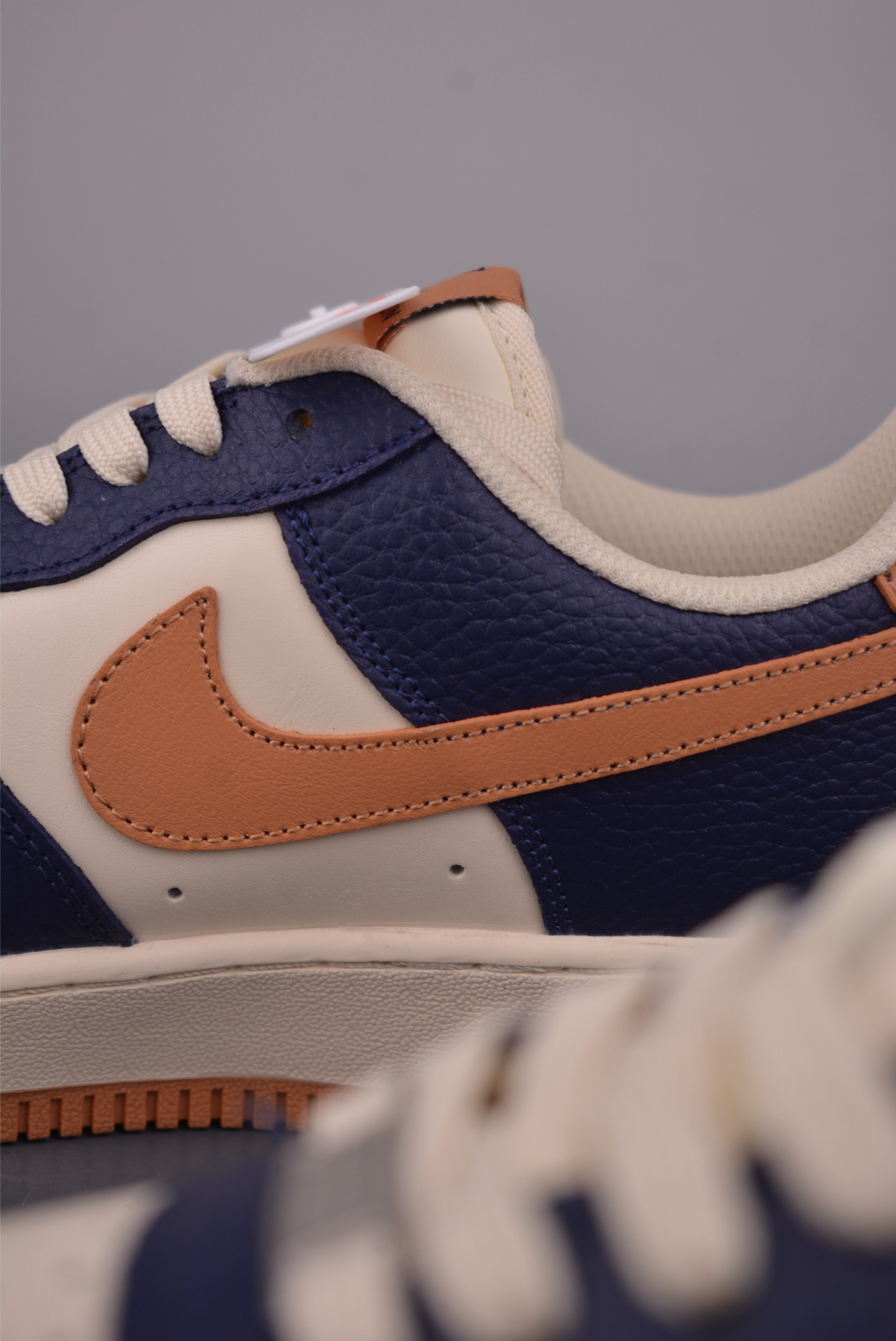 Nike Air Force 1 Low LV联名 NH0601-585-High Quatity Cheap Brand wholesale wholesaler seller Clothes Bags handbags Sneakers Top Fashion Clothing Shoes from China Factory Chinese suppliers best Quality Beautiful Price Nike Air Force 1 Low LV联名 NH0601-585