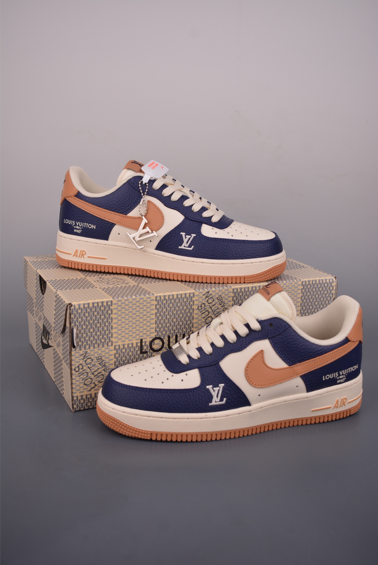 Nike Air Force 1 Low LV联名 NH0601-585-High Quatity Cheap Brand wholesale wholesaler seller Clothes Bags handbags Sneakers Top Fashion Clothing Shoes from China Factory Chinese suppliers best Quality Beautiful Price Nike Air Force 1 Low LV联名 NH0601-585
