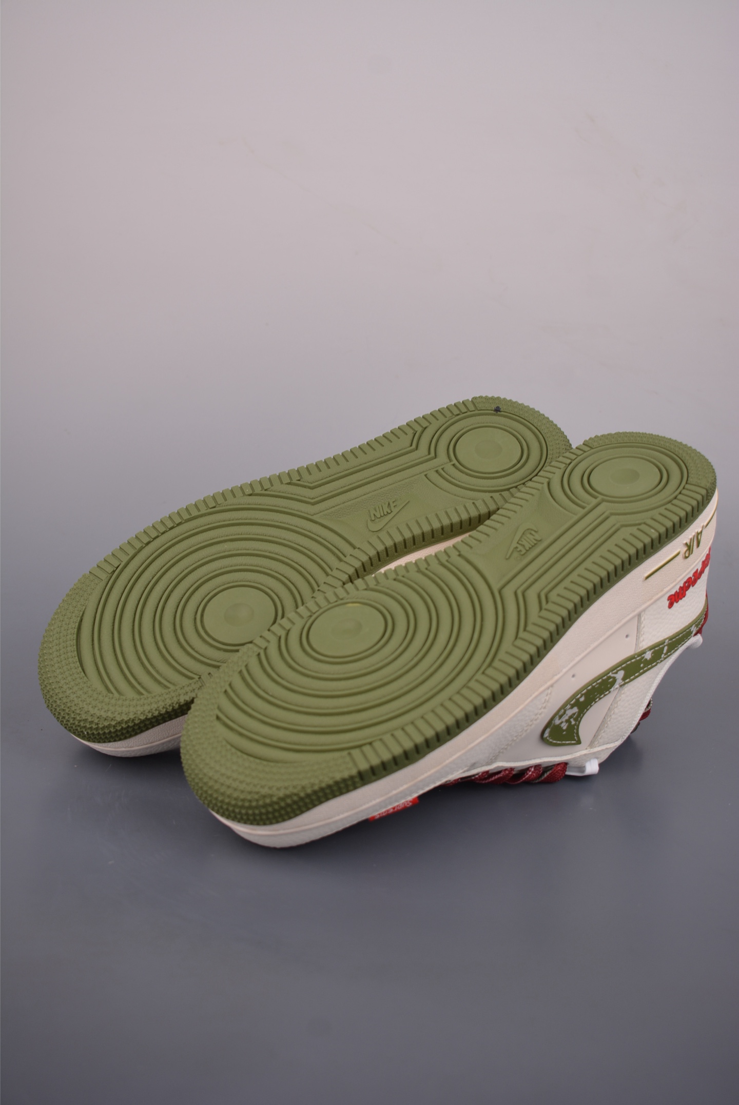 Nike Air Force 1 Low Supreme联名 QW5606-273