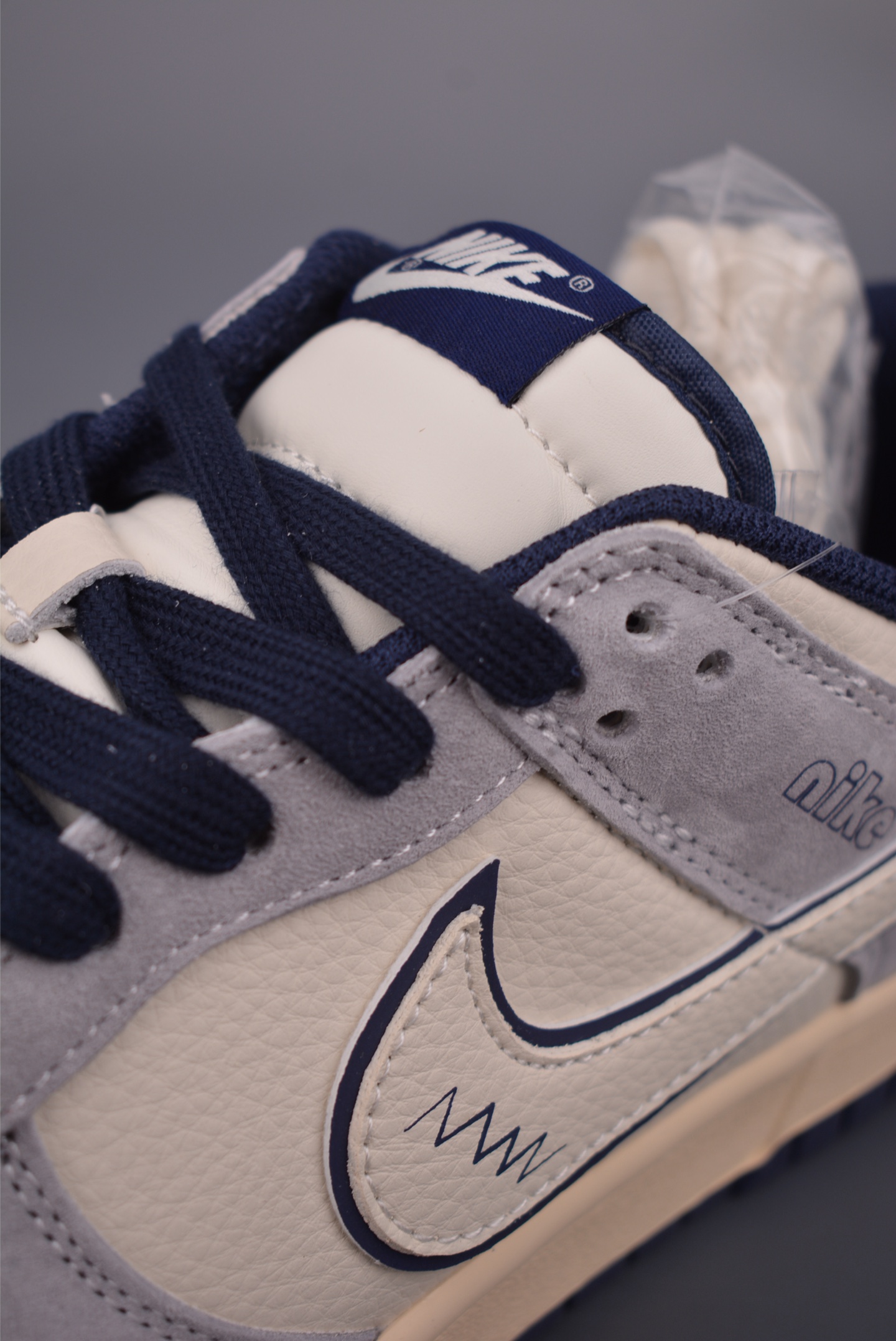 280 Nike SB Dunk Low Dior联名 DN3168-014