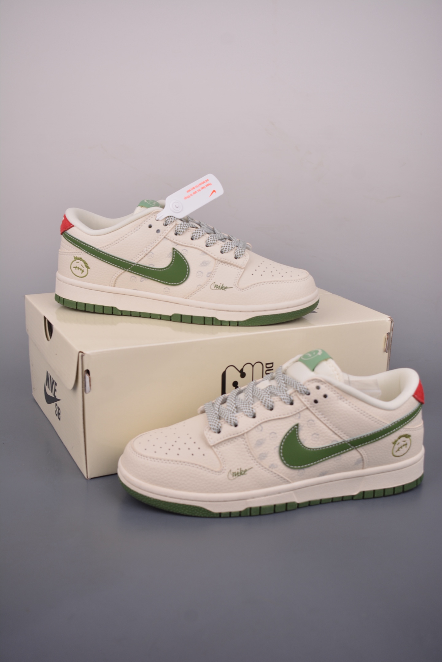 280 Nike SB Dunk Low 鬼脸联名 DS6608-018